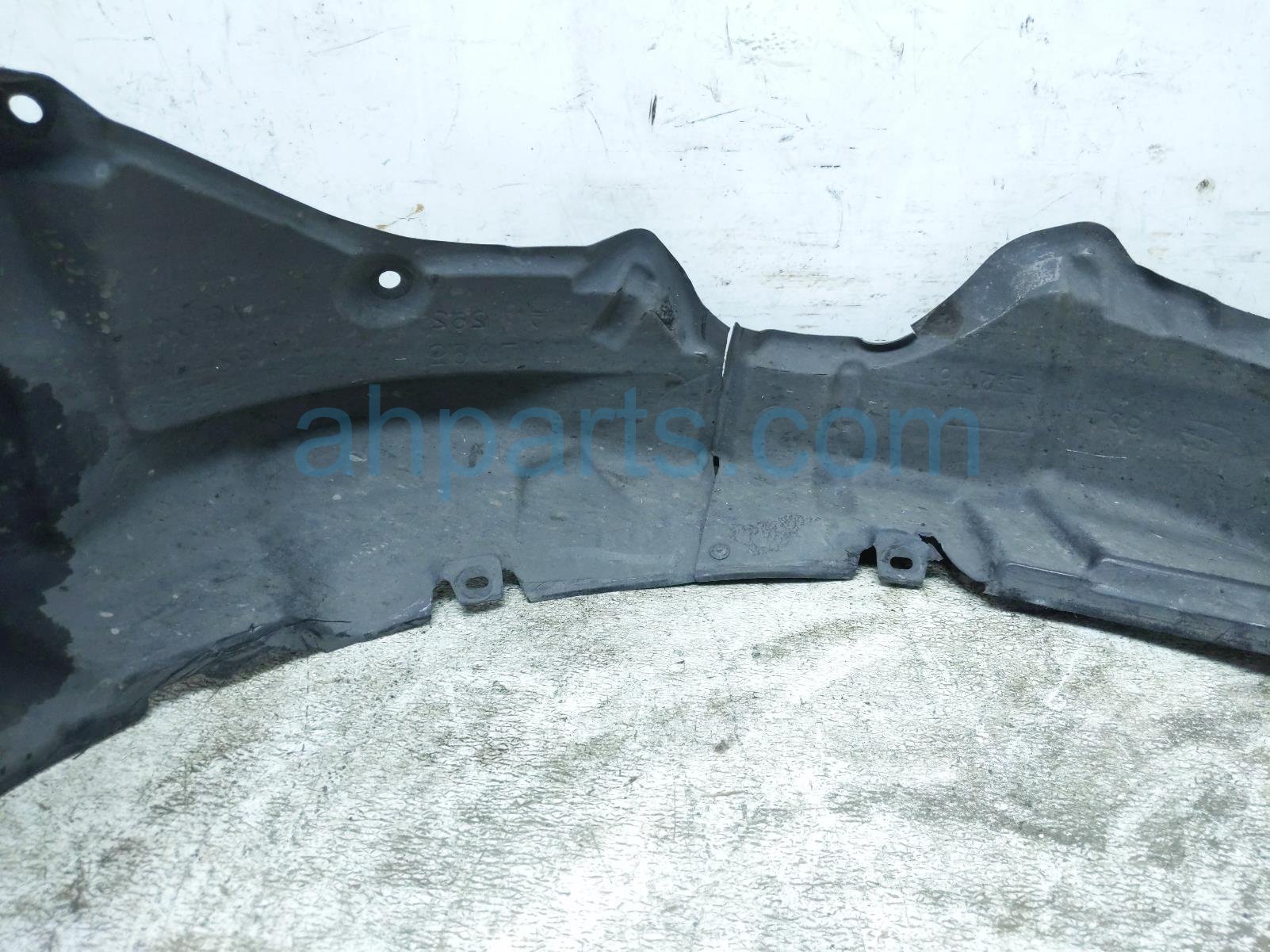 2014 Toyota Prius Front Passenger Inner Fender Liner Htbk 53875 47030 Replacement 2014 Toyota Prius Front Passenger Inner Fender Liner Htbk 53875 47030 Replacement thumbnail