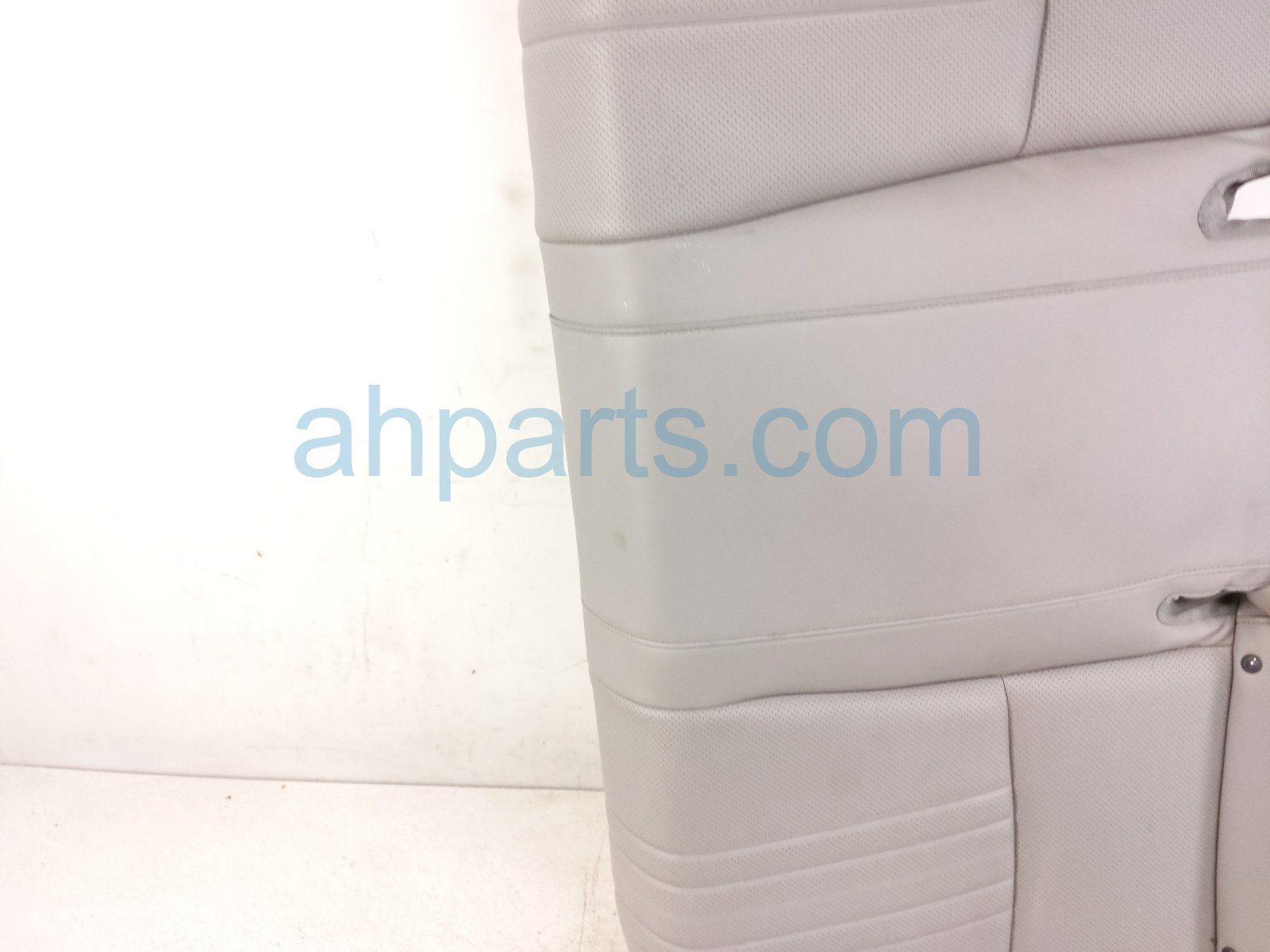 2018 Honda Accord Back (2nd Row) Rear Lower Seat Cushion Grey Lthr 82131 TVA L21ZC Replacement 2018 Honda Accord Back (2nd Row) Rear Lower Seat Cushion Grey Lthr 82131 TVA L21ZC Replacement thumbnail