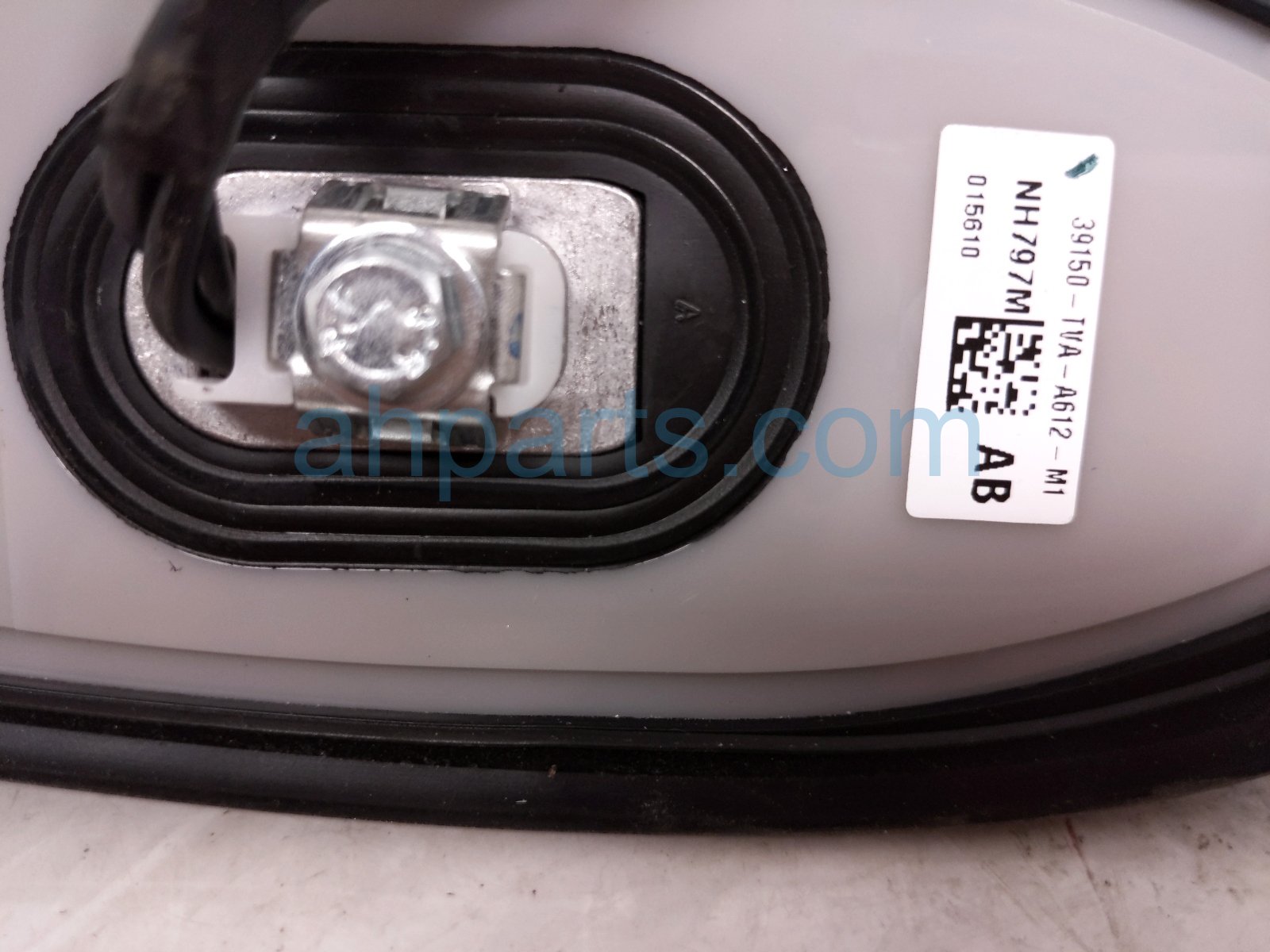2018 Honda Accord Roof Antenna Gray 39150 TVA A61ZG Replacement 2018 Honda Accord Roof Antenna Gray 39150 TVA A61ZG Replacement thumbnail