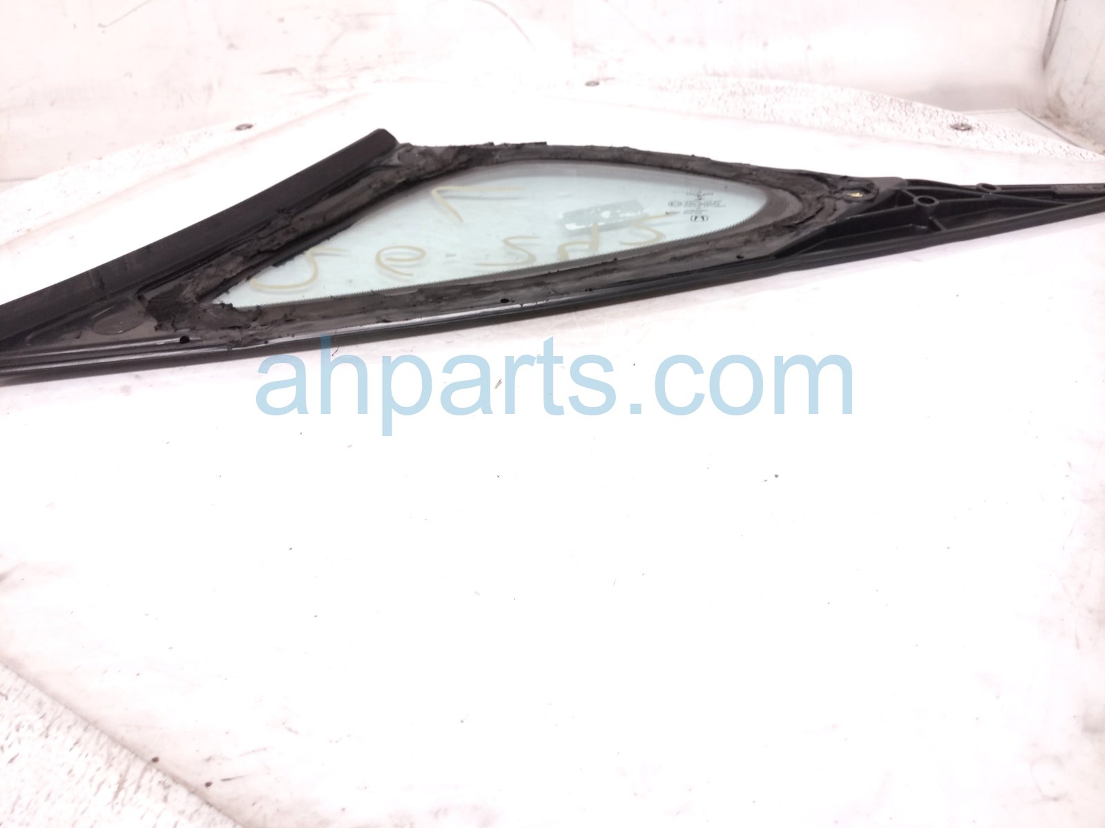 2018 Honda Accord Driver Quarter Window Glass 73550 TVA A01 Replacement 2018 Honda Accord Driver Quarter Window Glass 73550 TVA A01 Replacement thumbnail