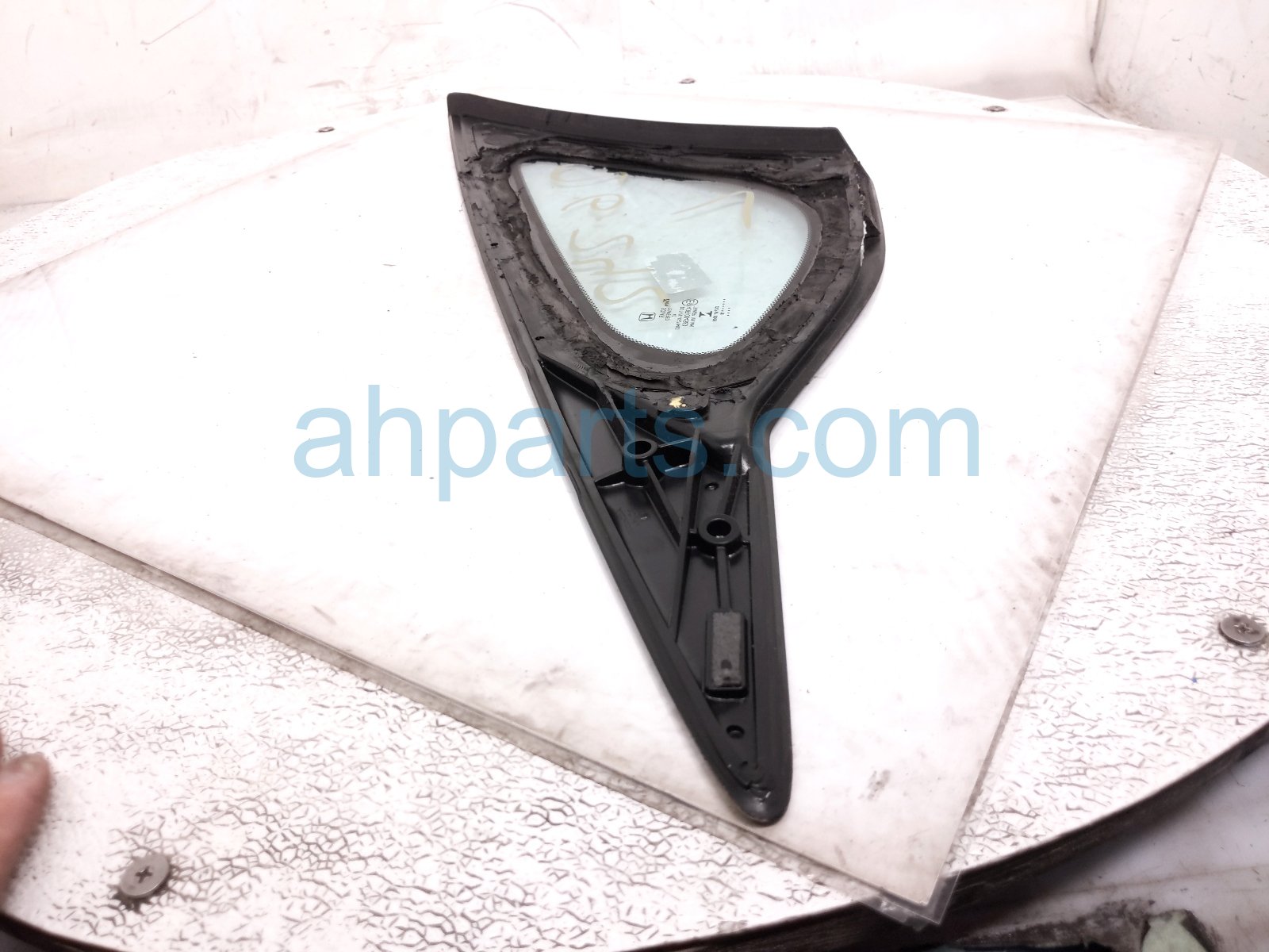 2018 Honda Accord Driver Quarter Window Glass 73550 TVA A01 Replacement 2018 Honda Accord Driver Quarter Window Glass 73550 TVA A01 Replacement thumbnail
