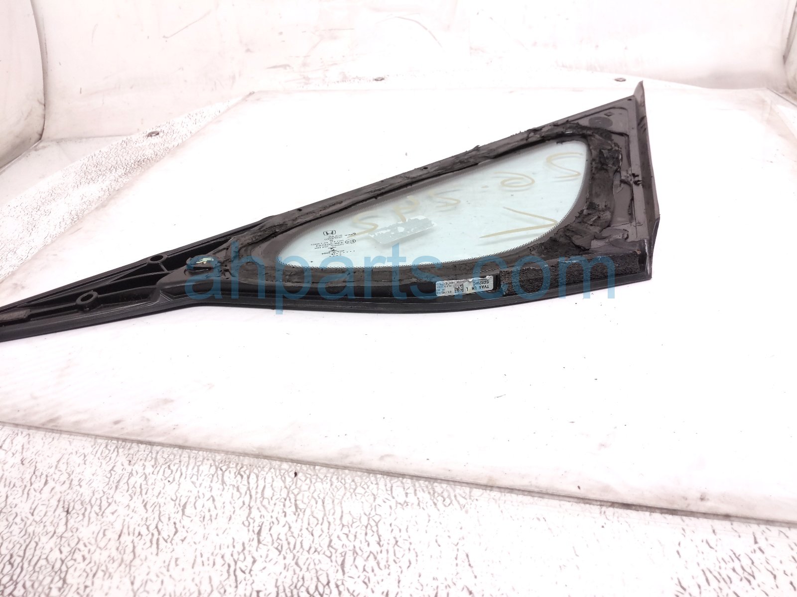 2018 Honda Accord Driver Quarter Window Glass 73550 TVA A01 Replacement 2018 Honda Accord Driver Quarter Window Glass 73550 TVA A01 Replacement thumbnail