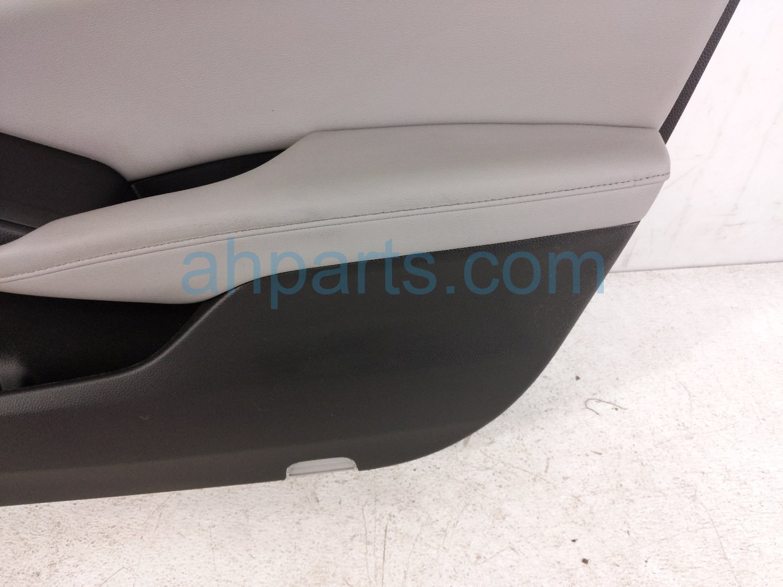 2018 Honda Accord Trim / Liner Front Passenger Interior Door Panel Grey 83500 TVA A01 Replacement 2018 Honda Accord Trim / Liner Front Passenger Interior Door Panel Grey 83500 TVA A01 Replacement thumbnail