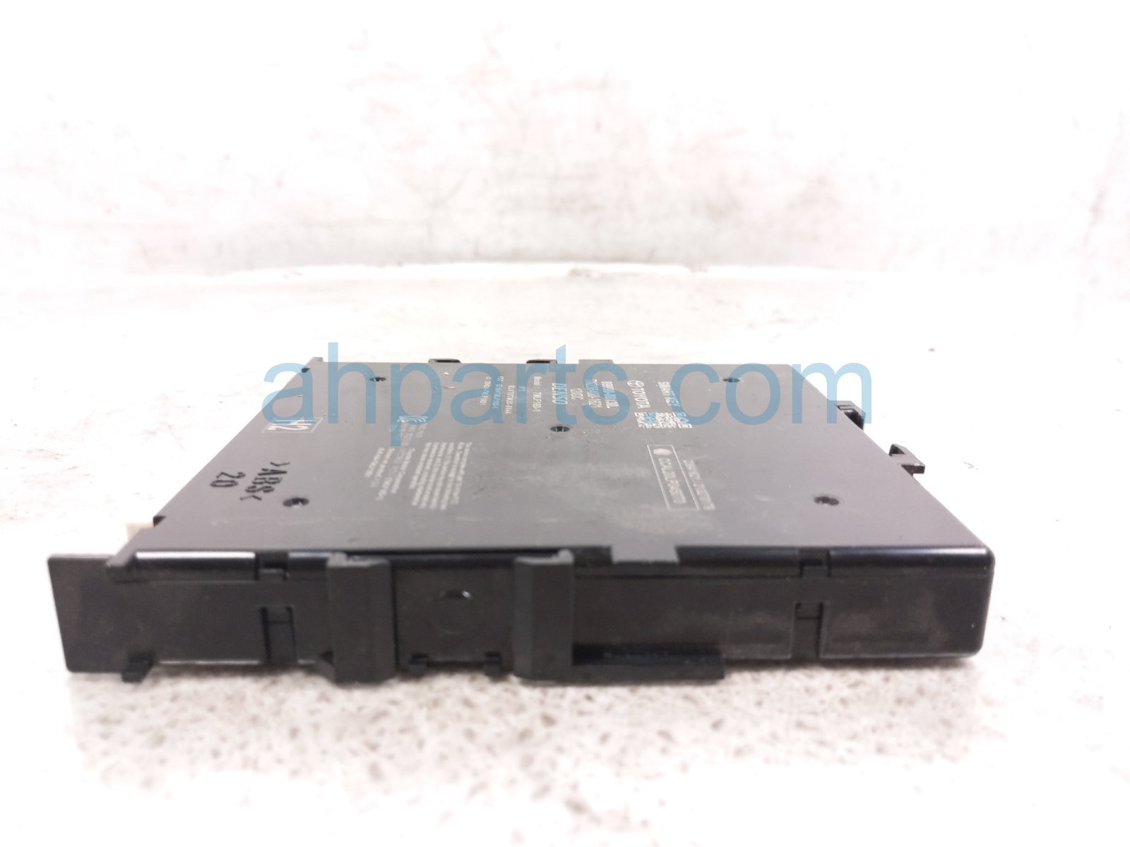 2022 Toyota Sienna Smart Key Control Module Xle Hybrid 89990 08130 Replacement 2022 Toyota Sienna Smart Key Control Module Xle Hybrid 89990 08130 Replacement thumbnail