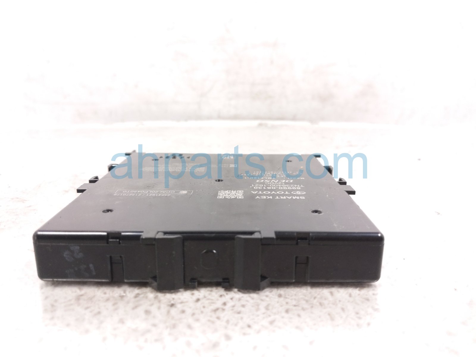 2022 Toyota Sienna Smart Key Control Module Xle Hybrid 89990 08130 Replacement 2022 Toyota Sienna Smart Key Control Module Xle Hybrid 89990 08130 Replacement thumbnail