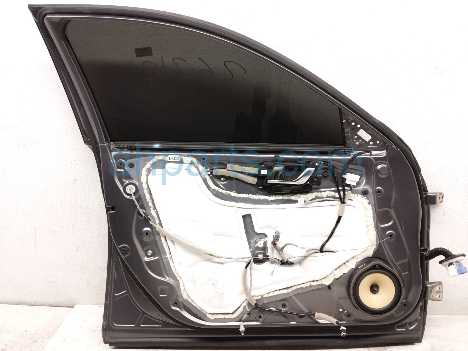 2018 Honda Accord Front Driver Door Grey No Mirror/trim 67050 TVA 315ZZ Replacement 2018 Honda Accord Front Driver Door Grey No Mirror/trim 67050 TVA 315ZZ Replacement thumbnail