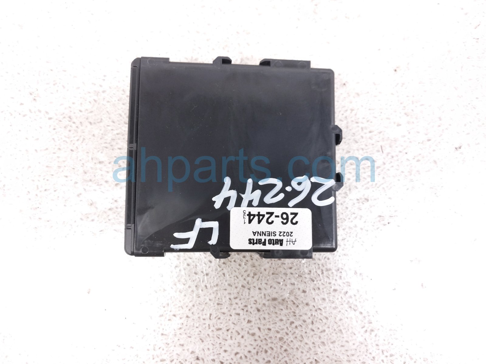 2022 Toyota Sienna Engine Computer Unit 2.5l Hyb Fwd 89981 08011 Replacement 2022 Toyota Sienna Engine Computer Unit 2.5l Hyb Fwd 89981 08011 Replacement thumbnail
