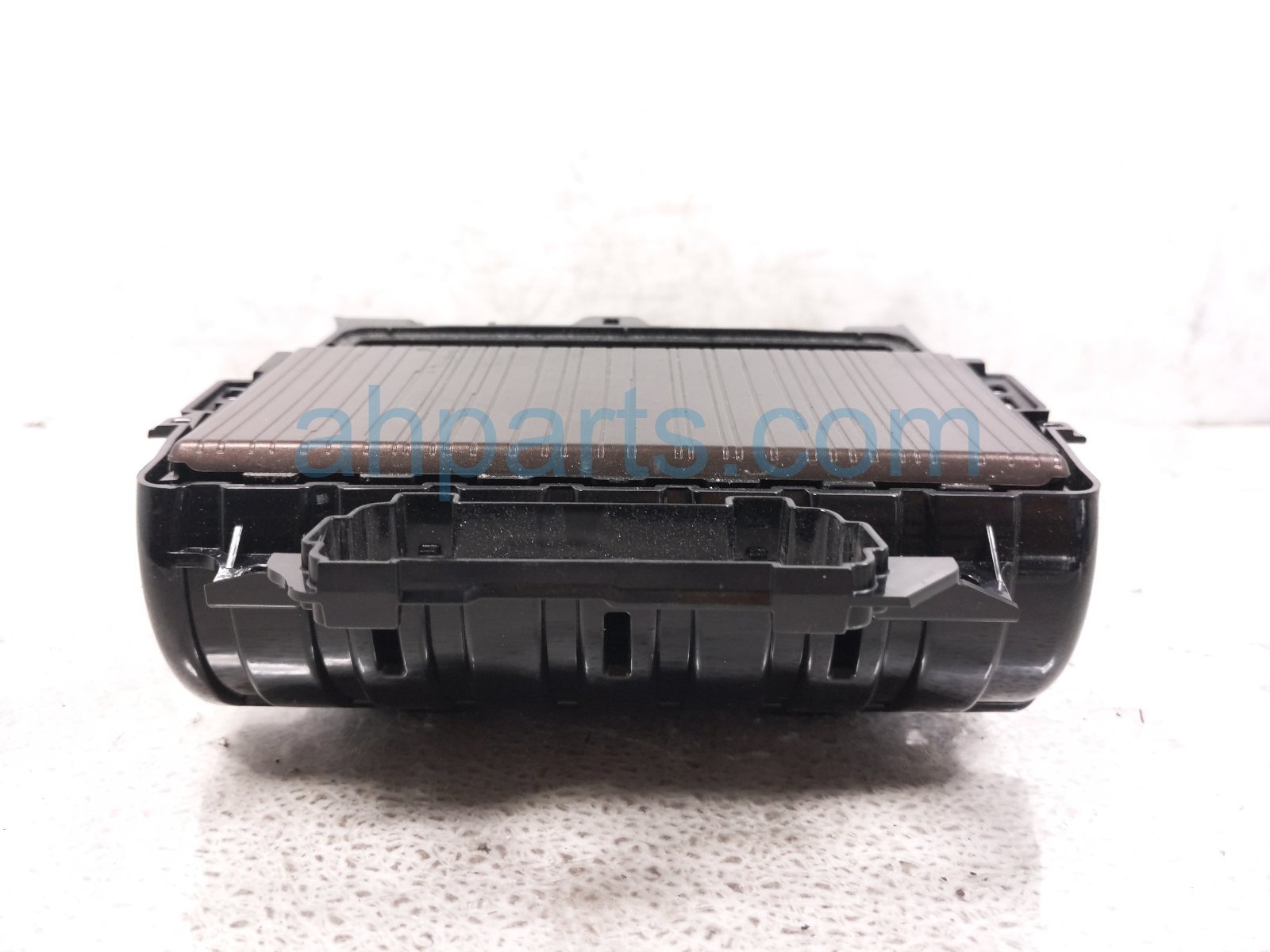 2022 Toyota Sienna Center Console Cup Holder Assy Brn 55620 08060 E0 Replacement 2022 Toyota Sienna Center Console Cup Holder Assy Brn 55620 08060 E0 Replacement thumbnail