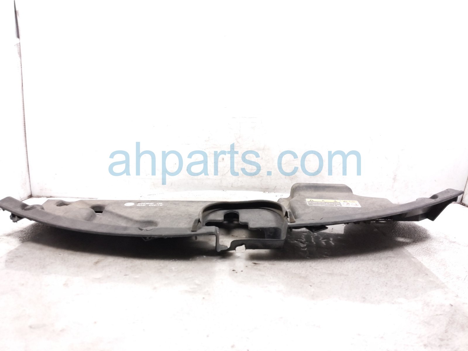 2022 Toyota Sienna Grille Radiator Support Upper Sight Shield 53295 08020 Replacement 2022 Toyota Sienna Grille Radiator Support Upper Sight Shield 53295 08020 Replacement thumbnail
