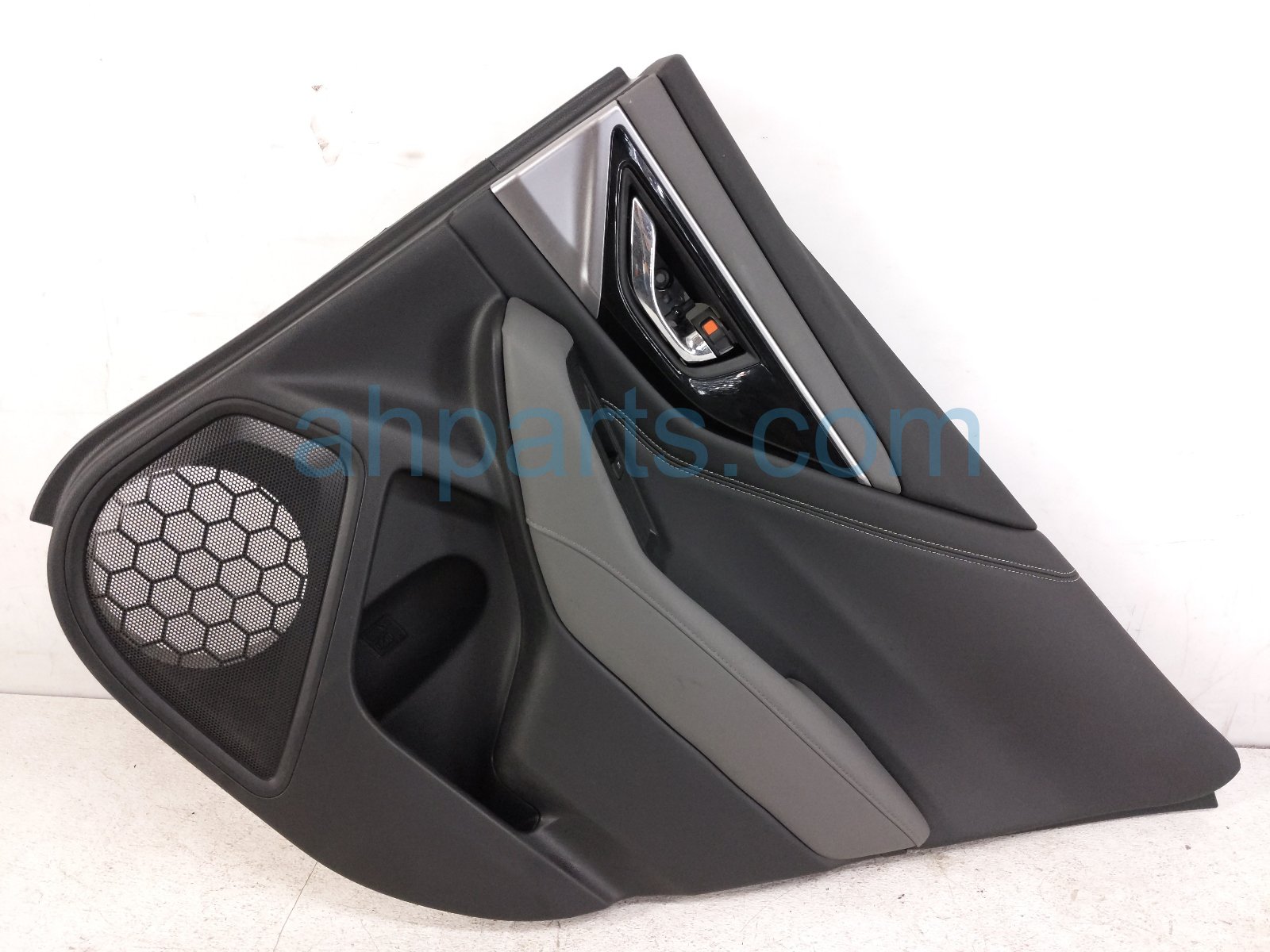Subaru RR/RH INTERIOR DOOR PANEL - GREY