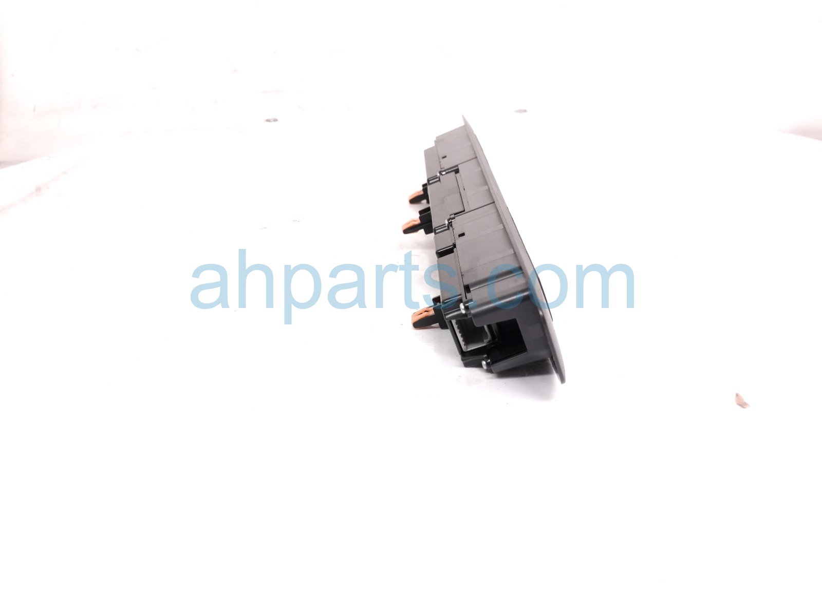 2022 Toyota Sienna Temperature Climate Heater/ac Control(on Dash) 55900 08270 B0 Replacement 2022 Toyota Sienna Temperature Climate Heater/ac Control(on Dash) 55900 08270 B0 Replacement thumbnail