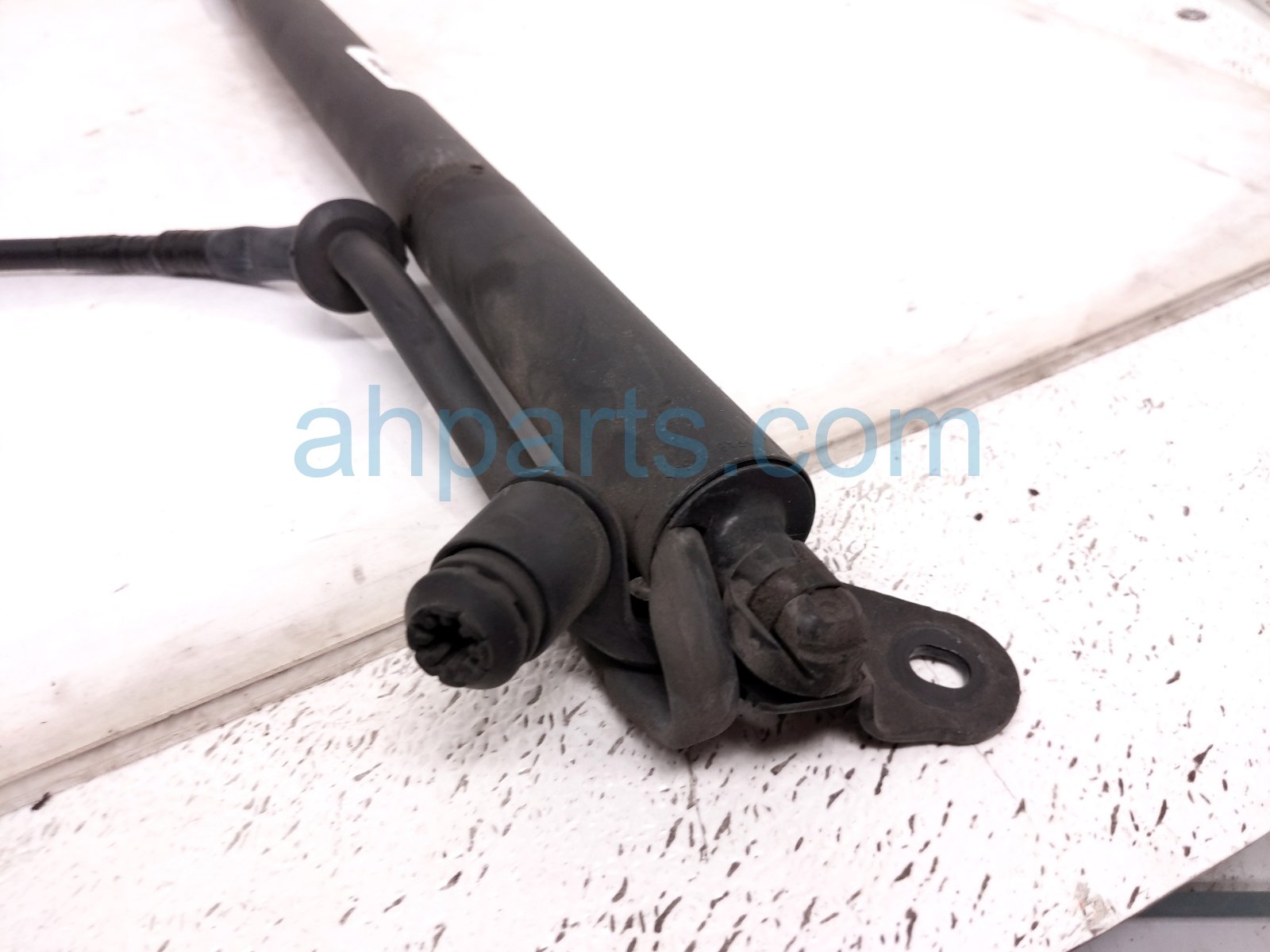 2022 Toyota Sienna Rear Tail Window Regulator Passenger Power Liftgate Strut Actuator 68950 08050 Replacement 2022 Toyota Sienna Rear Tail Window Regulator Passenger Power Liftgate Strut Actuator 68950 08050 Replacement thumbnail