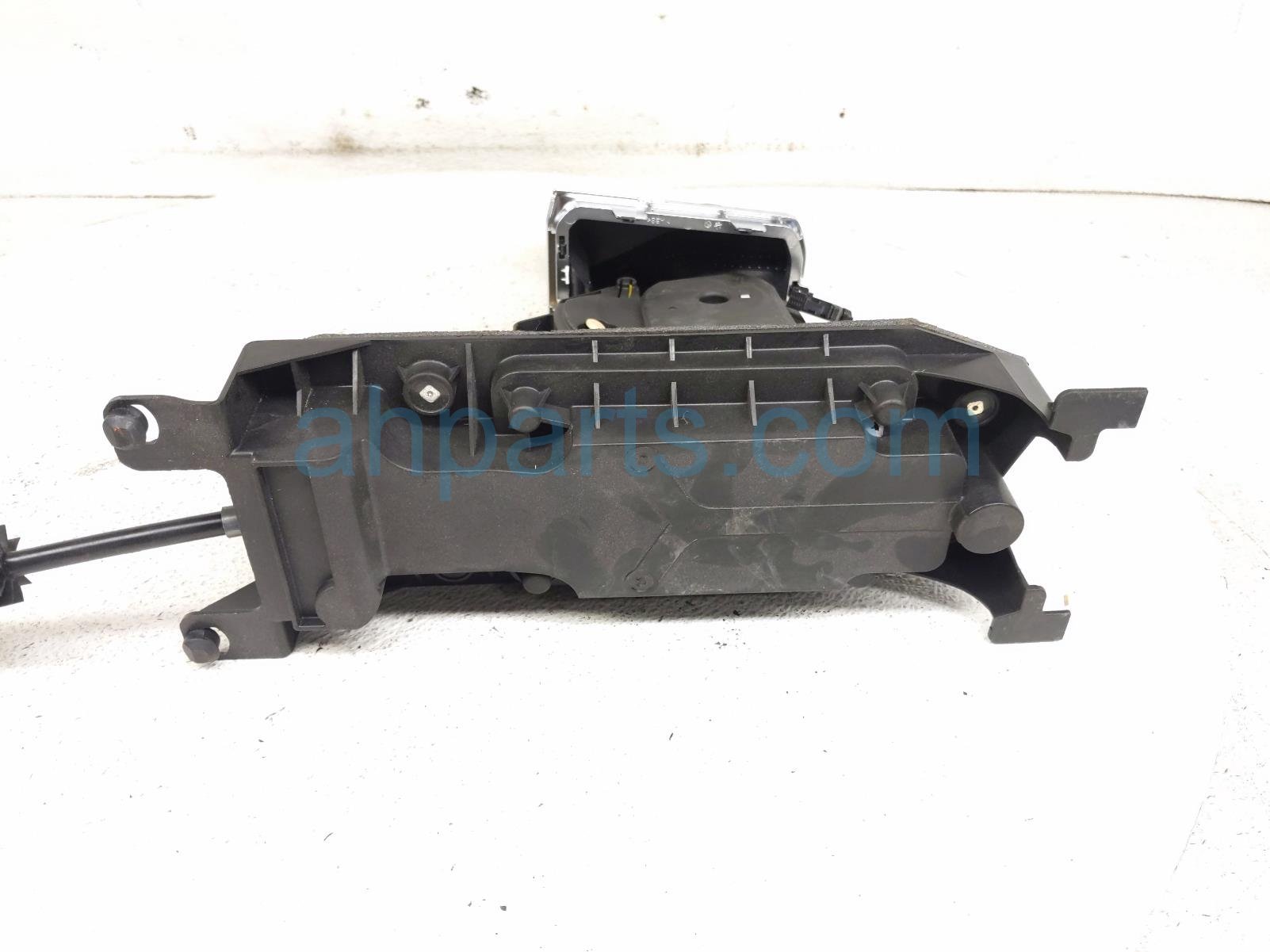 2023 Volkswagen Taos A/t Floor Shifter W/knob 1.5t Fwd 5QM 713 023 D Replacement 2023 Volkswagen Taos A/t Floor Shifter W/knob 1.5t Fwd 5QM 713 023 D Replacement thumbnail