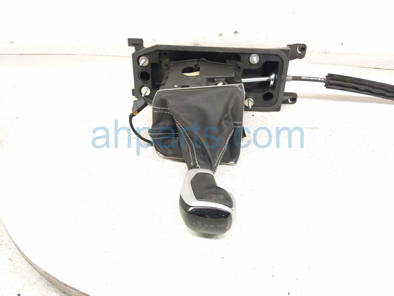 2023 Volkswagen Taos A/t Floor Shifter W/knob 1.5t Fwd 5QM 713 023 D Replacement 2023 Volkswagen Taos A/t Floor Shifter W/knob 1.5t Fwd 5QM 713 023 D Replacement thumbnail
