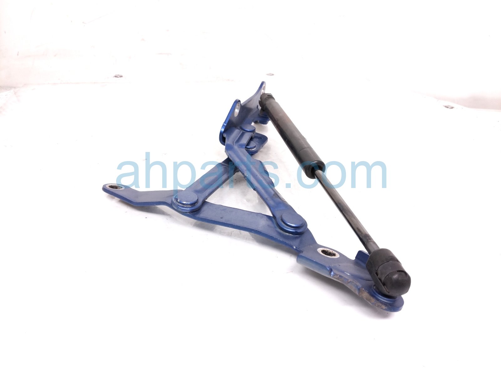 2015 Mitsubishi Lancermit Rear Passenger Trunk Hinge Blue 5923A014 Replacement 2015 Mitsubishi Lancermit Rear Passenger Trunk Hinge Blue 5923A014 Replacement thumbnail