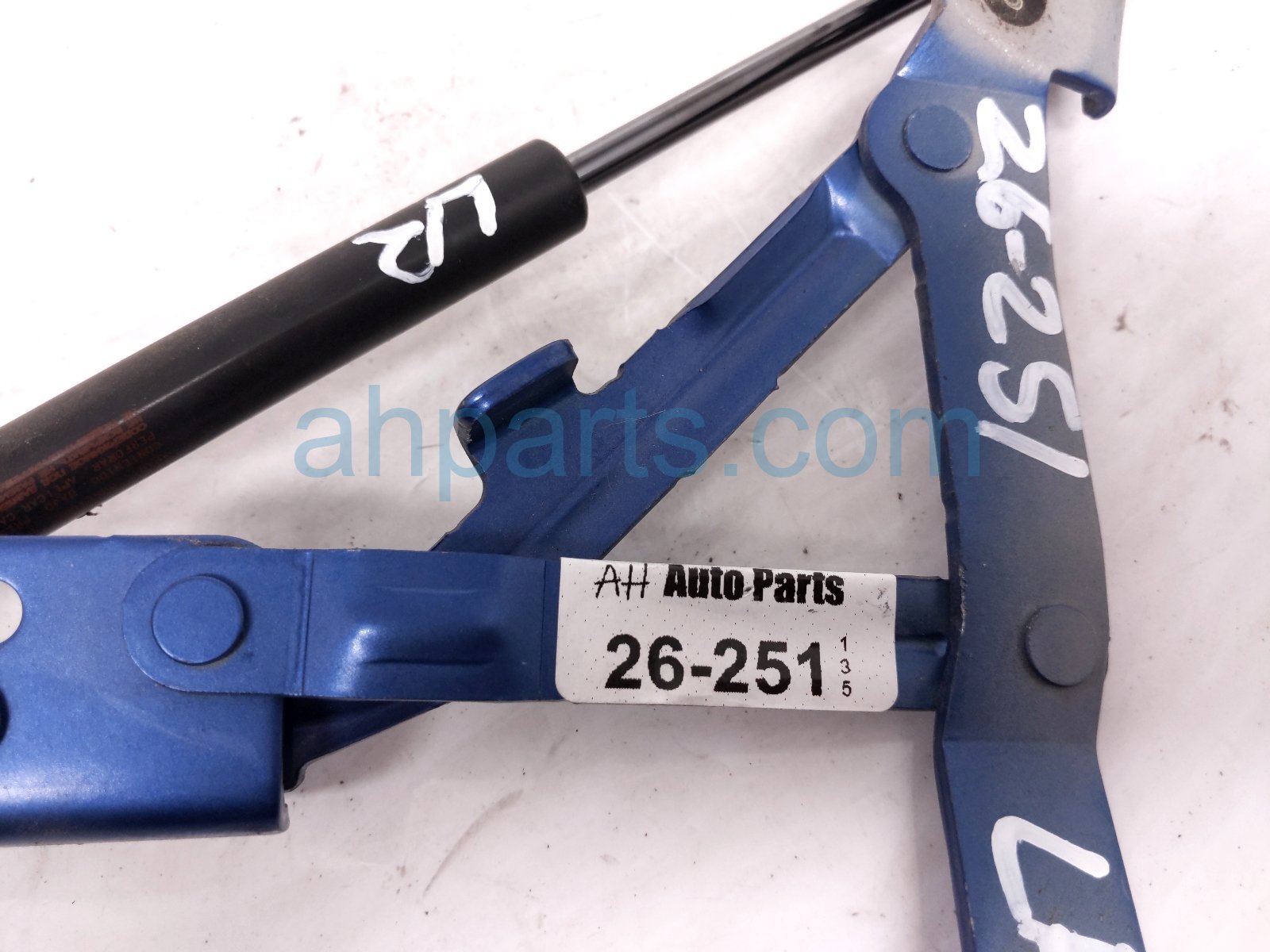 2015 Mitsubishi Lancermit Rear Driver Trunk Hinge W/ Shock Blue 5923A013 Replacement 2015 Mitsubishi Lancermit Rear Driver Trunk Hinge W/ Shock Blue 5923A013 Replacement thumbnail