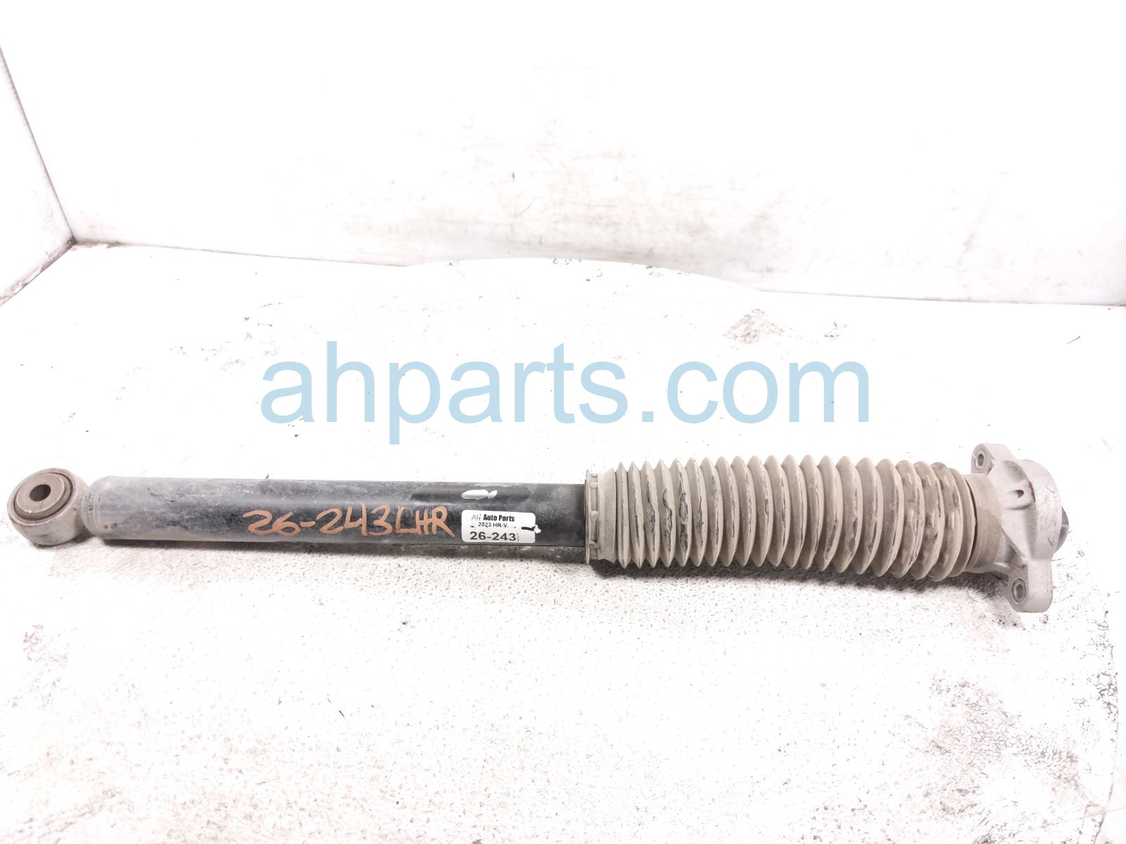 2023 Honda HR V Strut / Spring / Rear Driver Shock Absorber 52611 3W0 A02 Replacement 2023 Honda HR V Strut / Spring / Rear Driver Shock Absorber 52611 3W0 A02 Replacement thumbnail