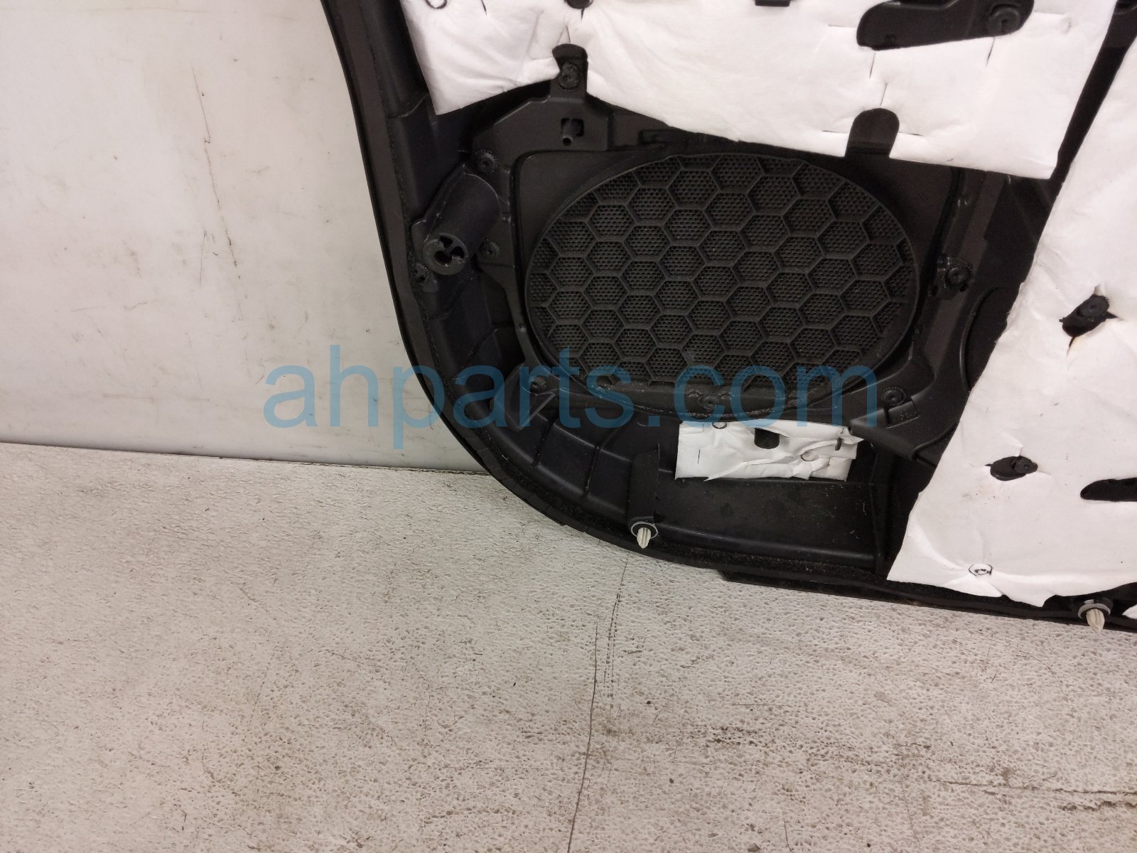 2022 Toyota Sienna Trim / Liner Front Driver Interior Door Panel Brown 67112 08030 Replacement 2022 Toyota Sienna Trim / Liner Front Driver Interior Door Panel Brown 67112 08030 Replacement thumbnail