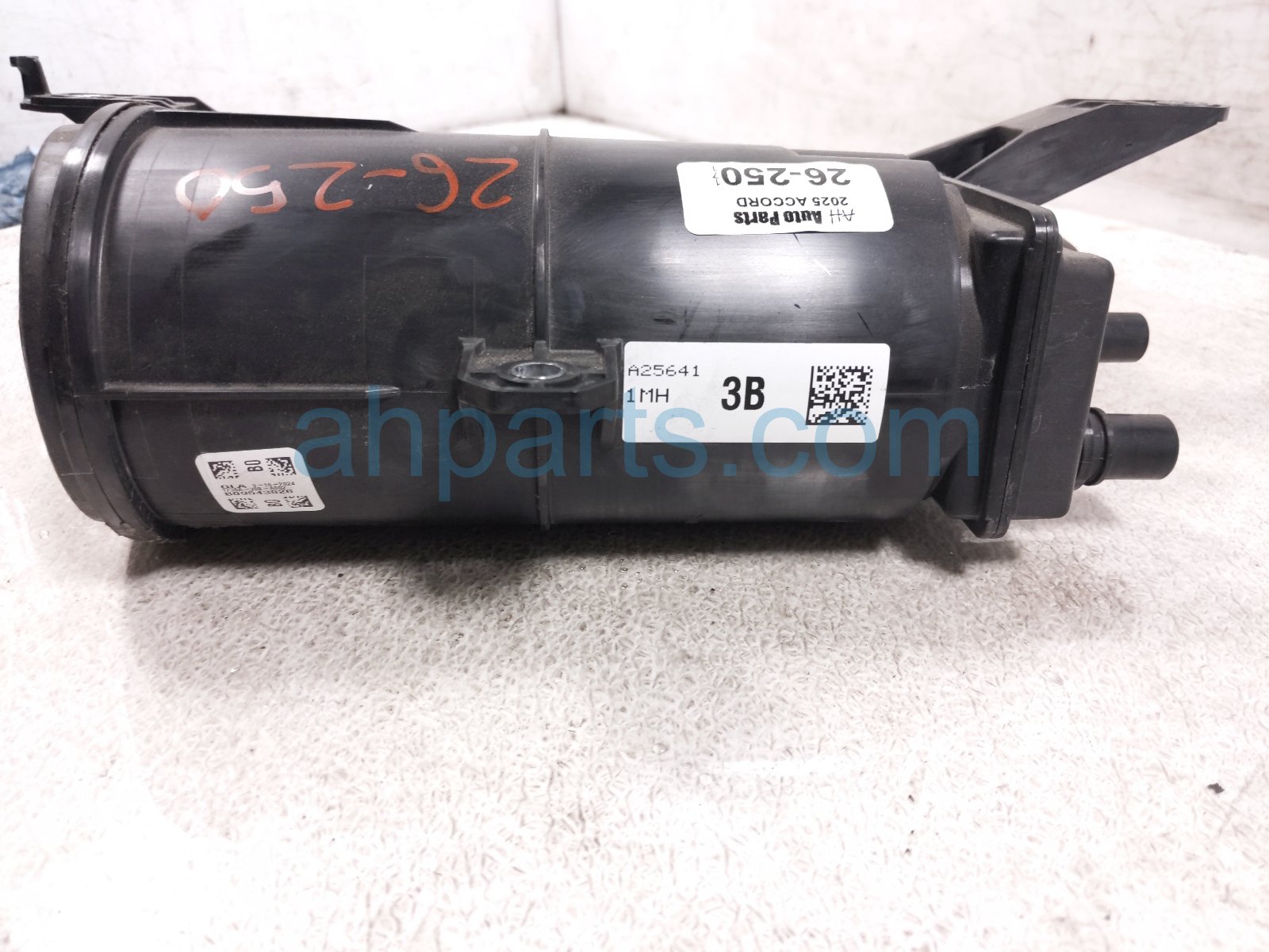 2025 Honda Accord Fuel Vapor Charcoal Canister hybrid 17300 30B A01 Replacement 2025 Honda Accord Fuel Vapor Charcoal Canister hybrid 17300 30B A01 Replacement thumbnail