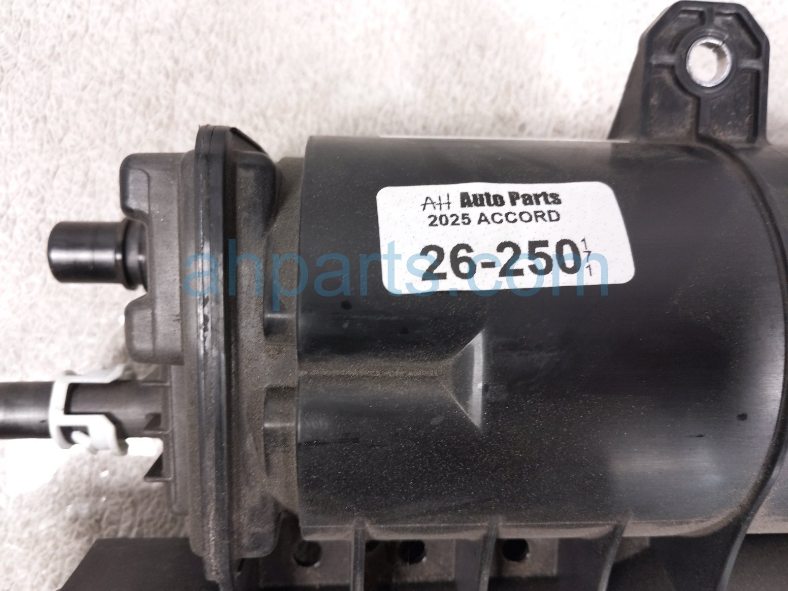 2025 Honda Accord Fuel Vapor Charcoal Canister hybrid 17300 30B A01 Replacement 2025 Honda Accord Fuel Vapor Charcoal Canister hybrid 17300 30B A01 Replacement thumbnail