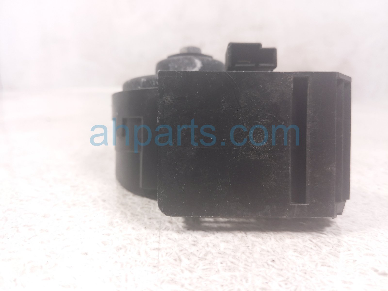 2024 Toyota Tacoma High Pitch Note Horn 86510 0E040 Replacement 2024 Toyota Tacoma High Pitch Note Horn 86510 0E040 Replacement thumbnail