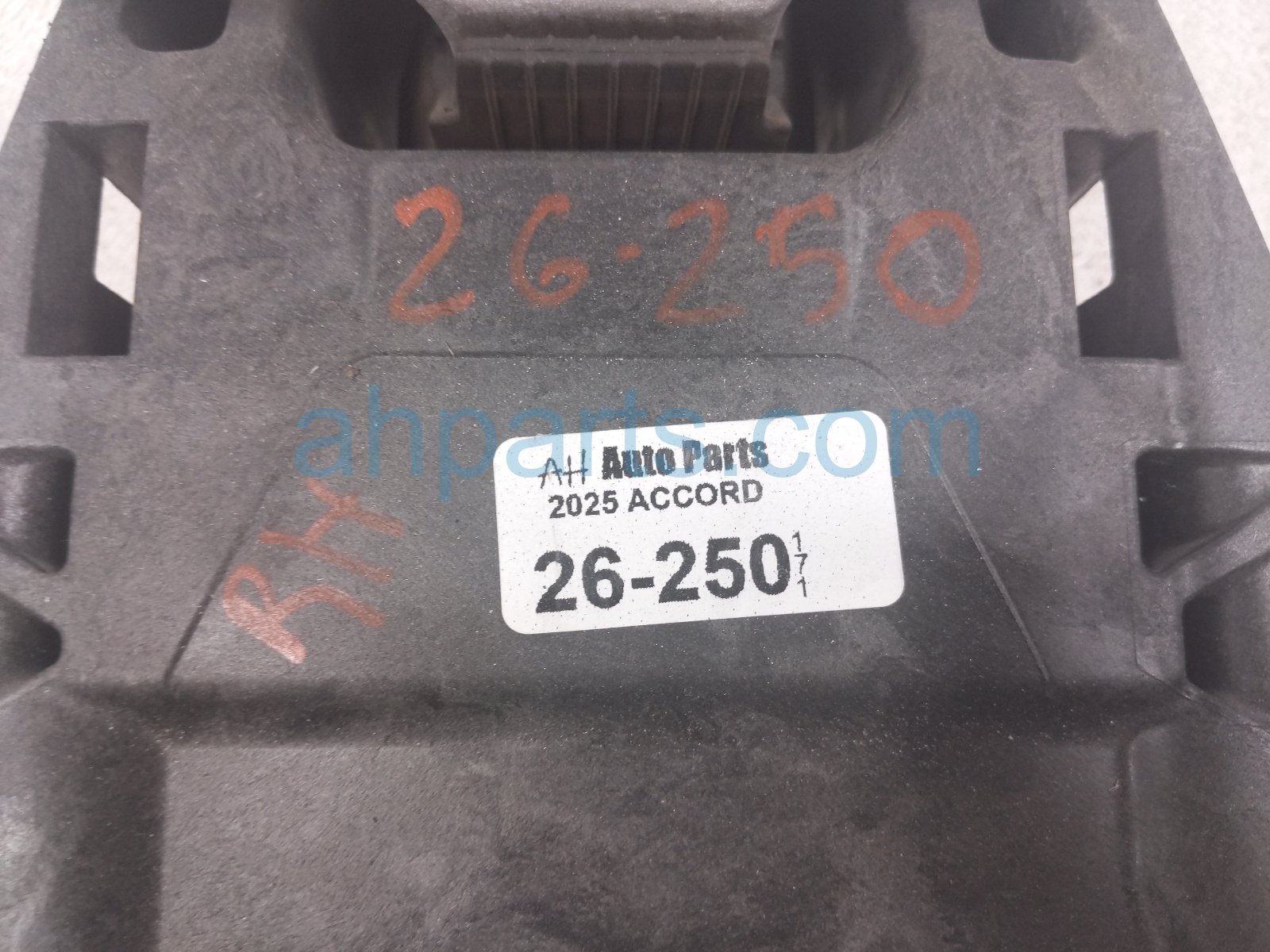 2025 Honda Accord Engine/motor Passenger Side Engine Mount 2.0l Hyb 50820 30B A52 Replacement 2025 Honda Accord Engine/motor Passenger Side Engine Mount 2.0l Hyb 50820 30B A52 Replacement thumbnail