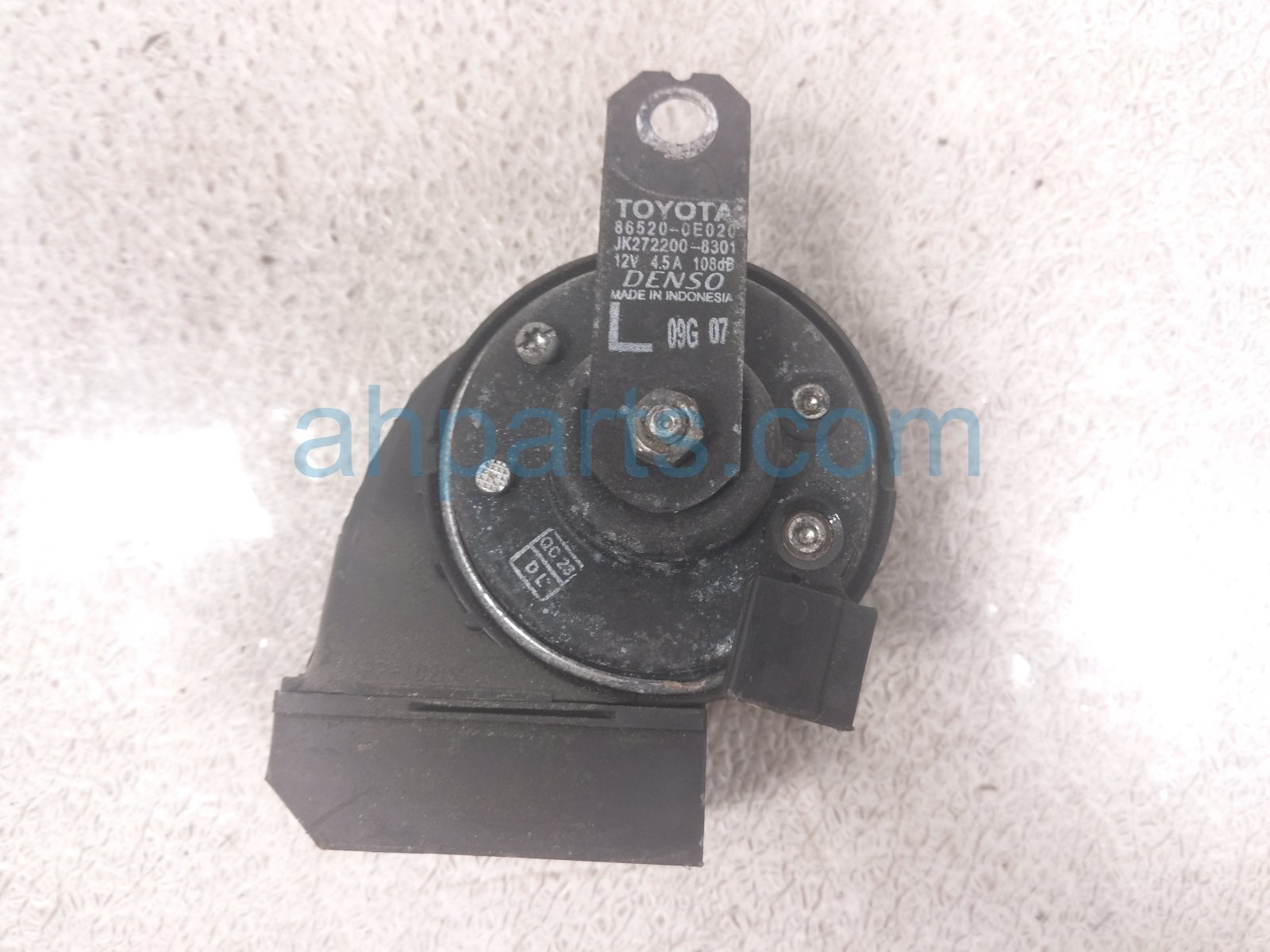 2024 Toyota Tacoma Low Pitch Note Horn 86520 0E020 Replacement 2024 Toyota Tacoma Low Pitch Note Horn 86520 0E020 Replacement thumbnail