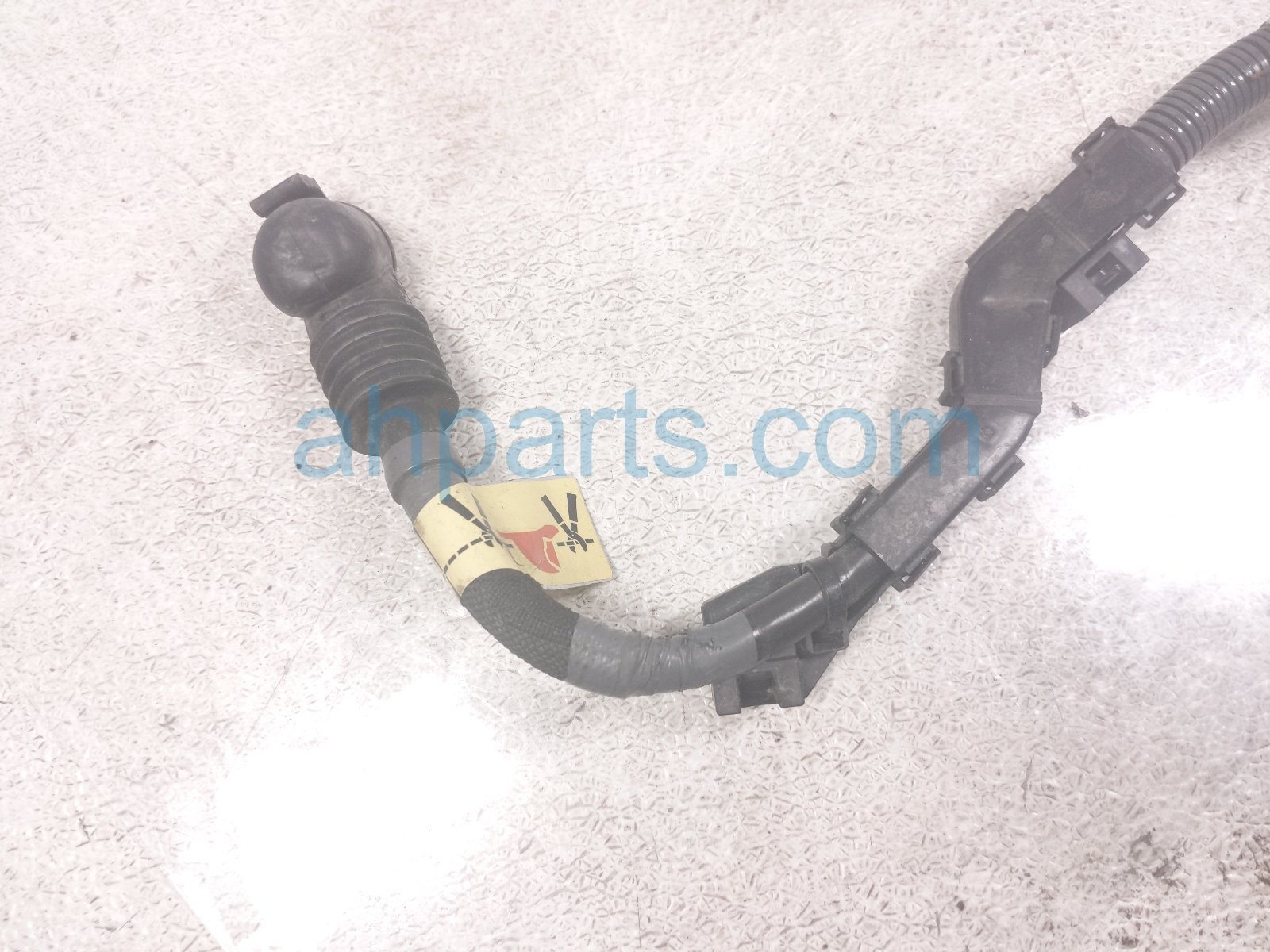 2025 Honda Accord Battery Cable High Voltage Dc Dc Converter Harness 32421 T9B A00 Replacement 2025 Honda Accord Battery Cable High Voltage Dc Dc Converter Harness 32421 T9B A00 Replacement thumbnail