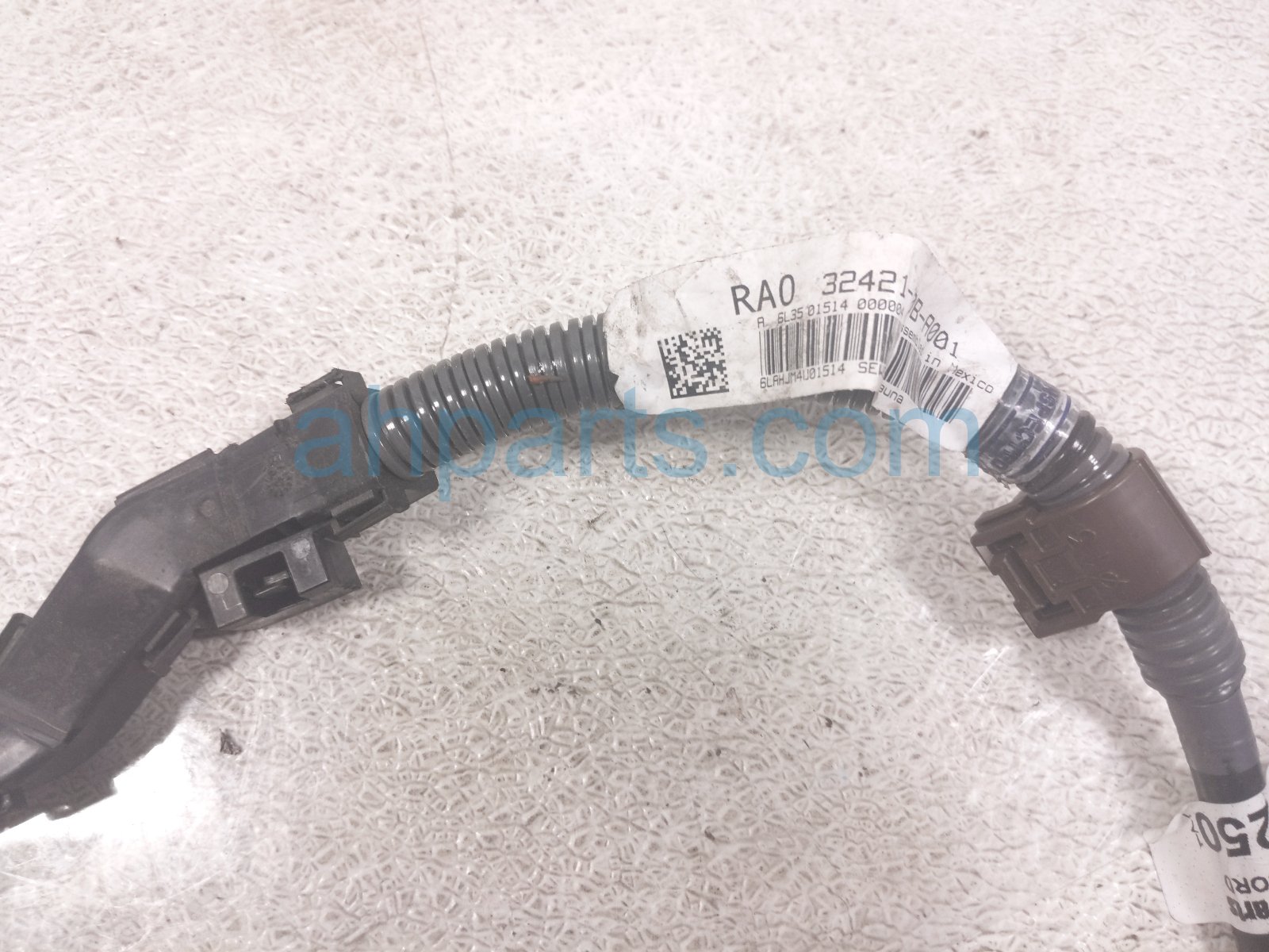 2025 Honda Accord Battery Cable High Voltage Dc Dc Converter Harness 32421 T9B A00 Replacement 2025 Honda Accord Battery Cable High Voltage Dc Dc Converter Harness 32421 T9B A00 Replacement thumbnail