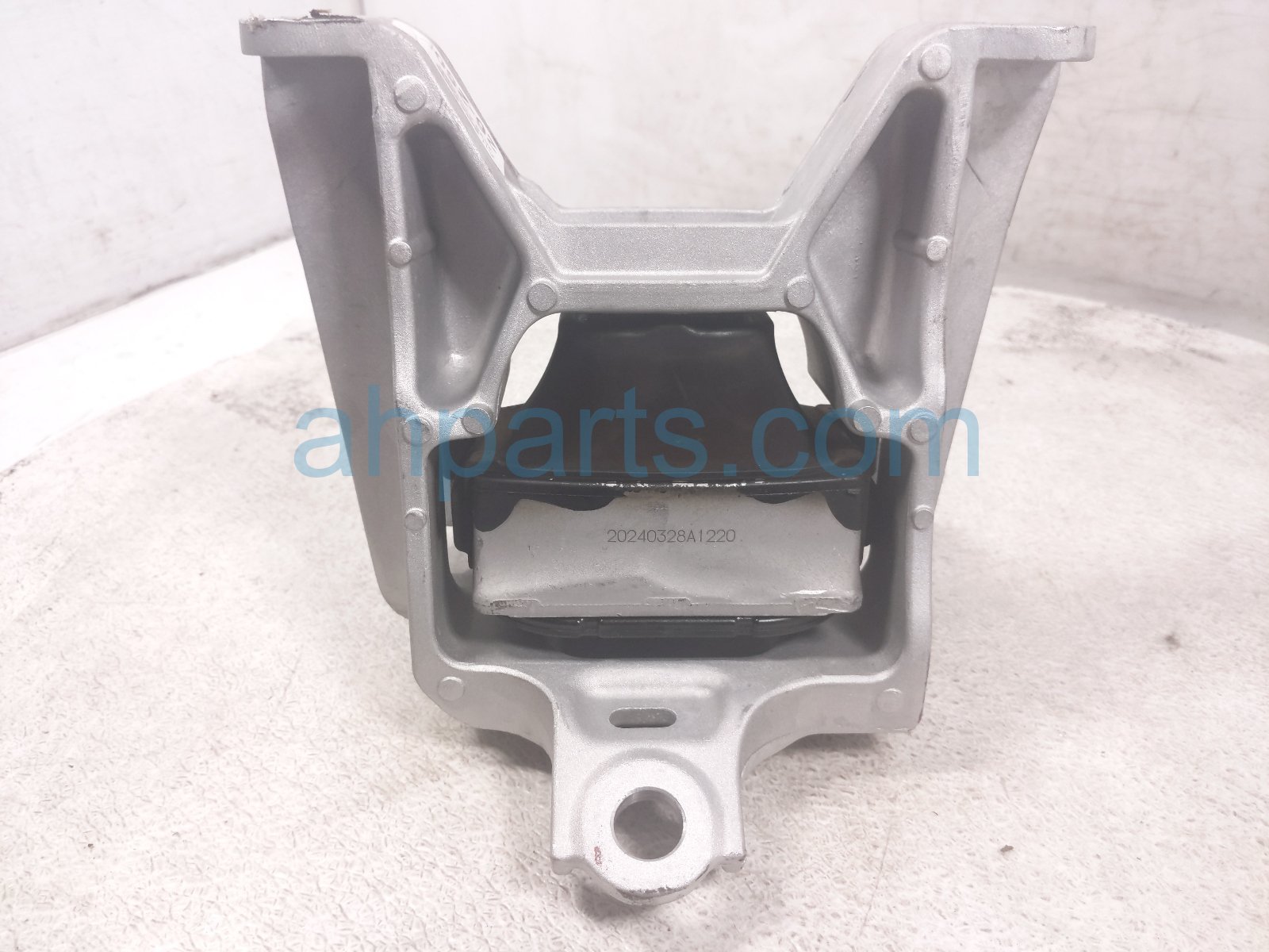 2025 Honda Accord Engine/motor Driver A/t Transmission Mount Hyb 50850 30B A51 Replacement 2025 Honda Accord Engine/motor Driver A/t Transmission Mount Hyb 50850 30B A51 Replacement thumbnail