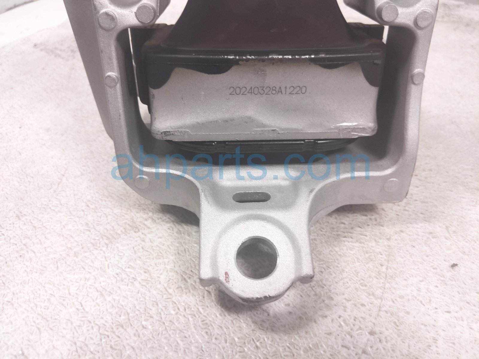 2025 Honda Accord Engine/motor Driver A/t Transmission Mount Hyb 50850 30B A51 Replacement 2025 Honda Accord Engine/motor Driver A/t Transmission Mount Hyb 50850 30B A51 Replacement thumbnail