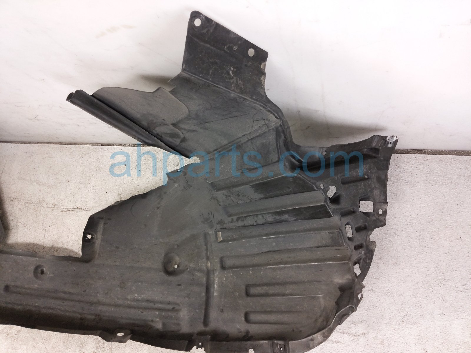 2020 Honda Pilot Front Driver Inner Fender Liner 74151 TG7 A01 Replacement 2020 Honda Pilot Front Driver Inner Fender Liner 74151 TG7 A01 Replacement thumbnail
