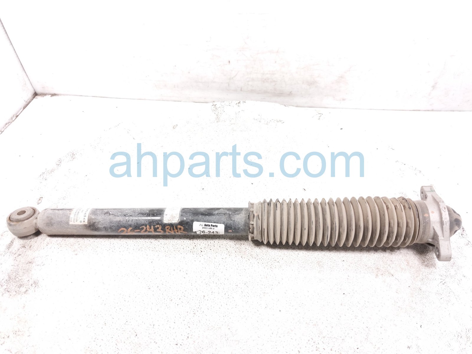 2023 Honda HR V Strut / Spring / Rear Passenger Shock Absorber 52611 3W0 A02 Replacement 2023 Honda HR V Strut / Spring / Rear Passenger Shock Absorber 52611 3W0 A02 Replacement thumbnail