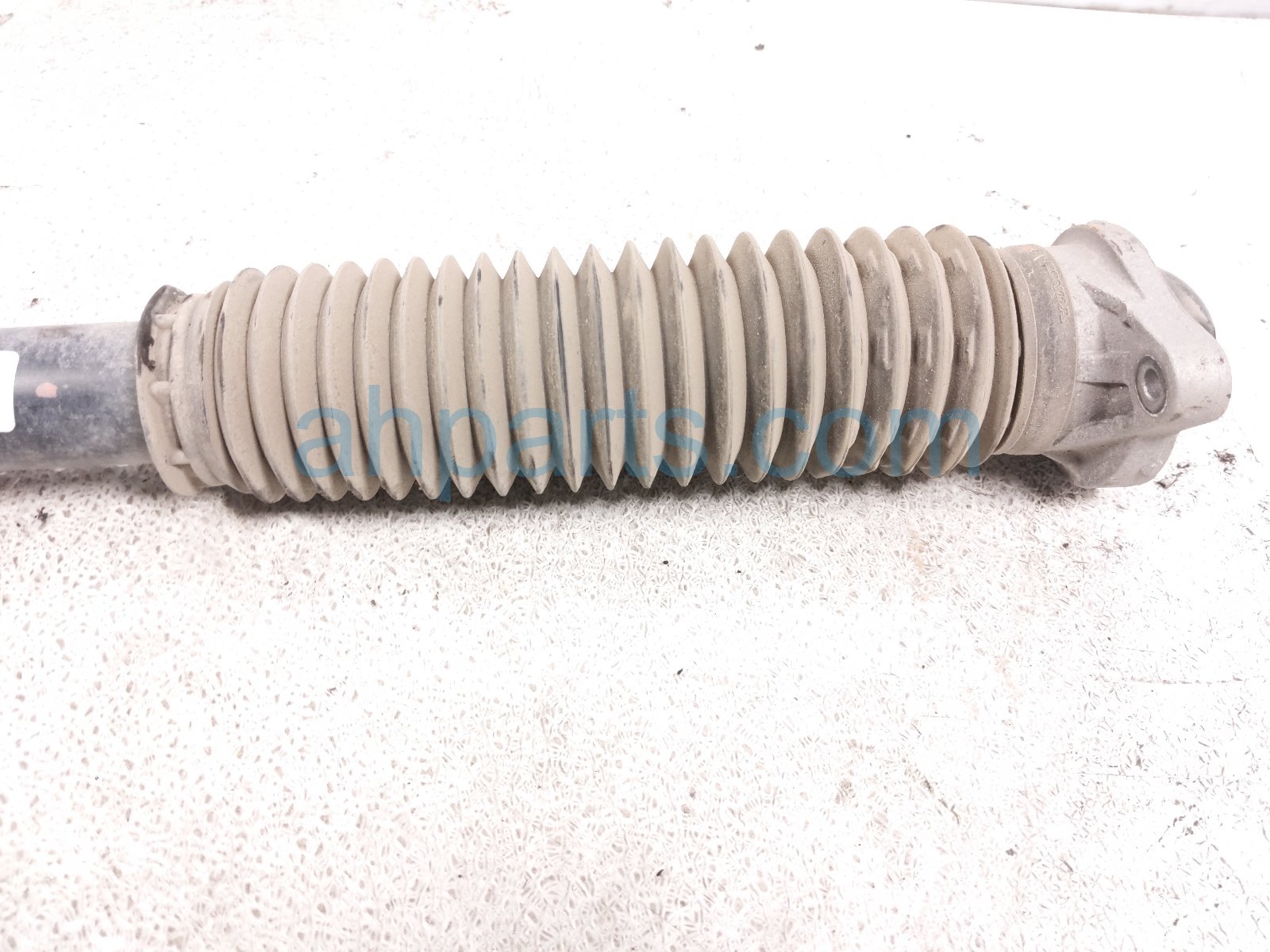 2023 Honda HR V Strut / Spring / Rear Passenger Shock Absorber 52611 3W0 A02 Replacement 2023 Honda HR V Strut / Spring / Rear Passenger Shock Absorber 52611 3W0 A02 Replacement thumbnail