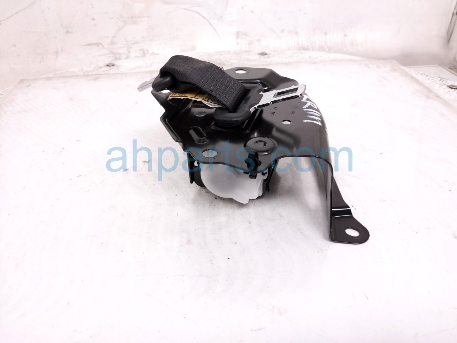 2022 Toyota Sienna Rear Seat 3rd Row Mid Belt Retractor Black 73510 08020 C0 Replacement 2022 Toyota Sienna Rear Seat 3rd Row Mid Belt Retractor Black 73510 08020 C0 Replacement thumbnail