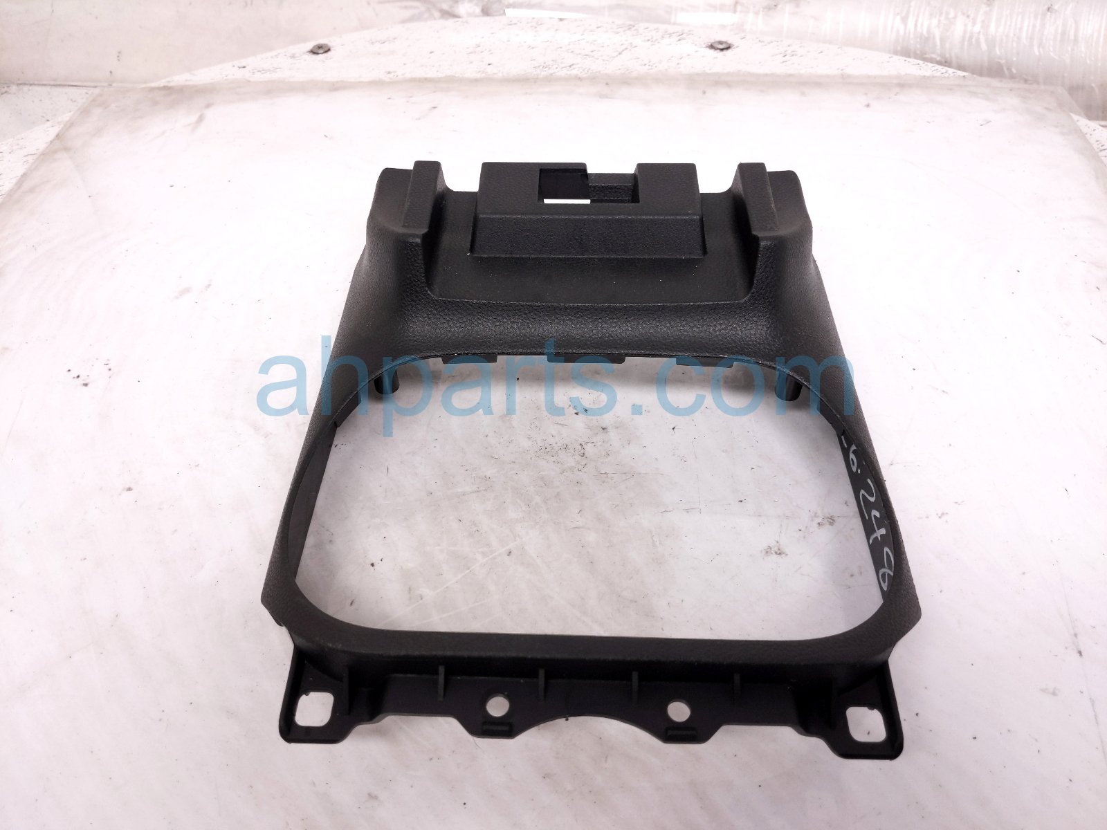 2025 Subaru Outback Legacy Center Console Bezel Trim blk 92126AN03A Replacement 2025 Subaru Outback Legacy Center Console Bezel Trim blk 92126AN03A Replacement thumbnail