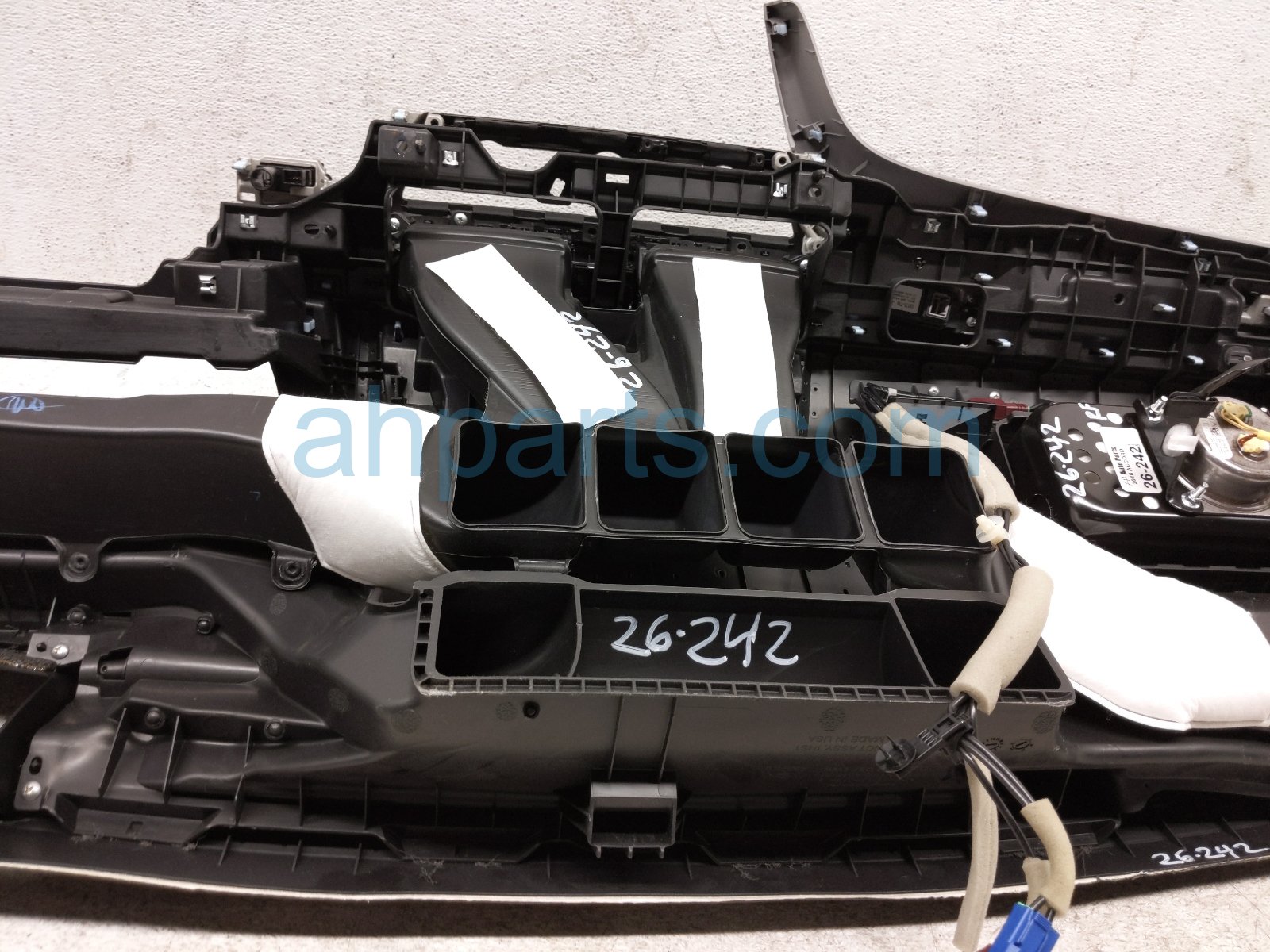2018 Honda Accord Dashboard W/ Airbag Black 77100 TVA A10ZA Replacement 2018 Honda Accord Dashboard W/ Airbag Black 77100 TVA A10ZA Replacement thumbnail