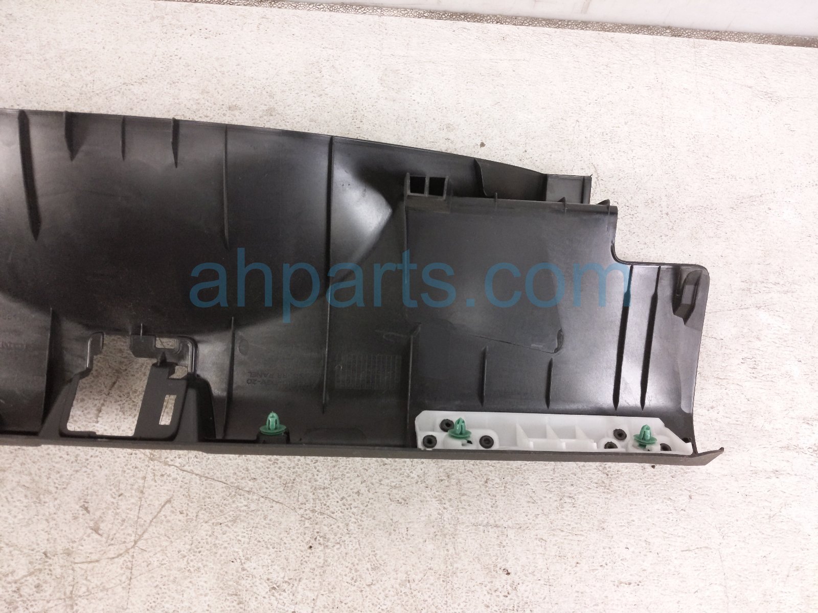 2022 Acura TLX Rear Cargo Scuff Sill Trim Blk 84640 TGV A01ZA Replacement 2022 Acura TLX Rear Cargo Scuff Sill Trim Blk 84640 TGV A01ZA Replacement thumbnail