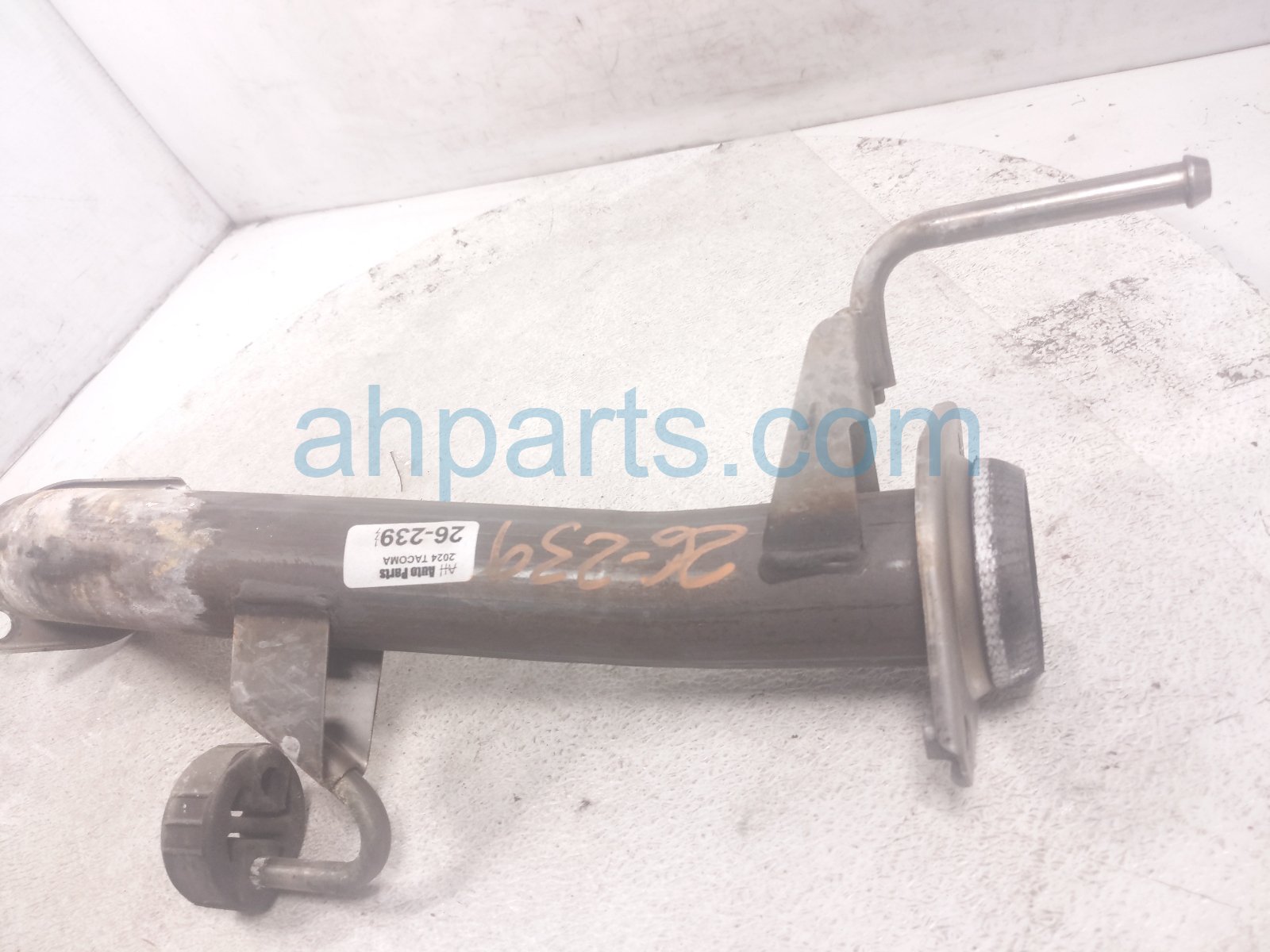 2024 Toyota Tacoma Front Exhaust Pipe 2.4l 4x4 17410 AK010 Replacement 2024 Toyota Tacoma Front Exhaust Pipe 2.4l 4x4 17410 AK010 Replacement thumbnail
