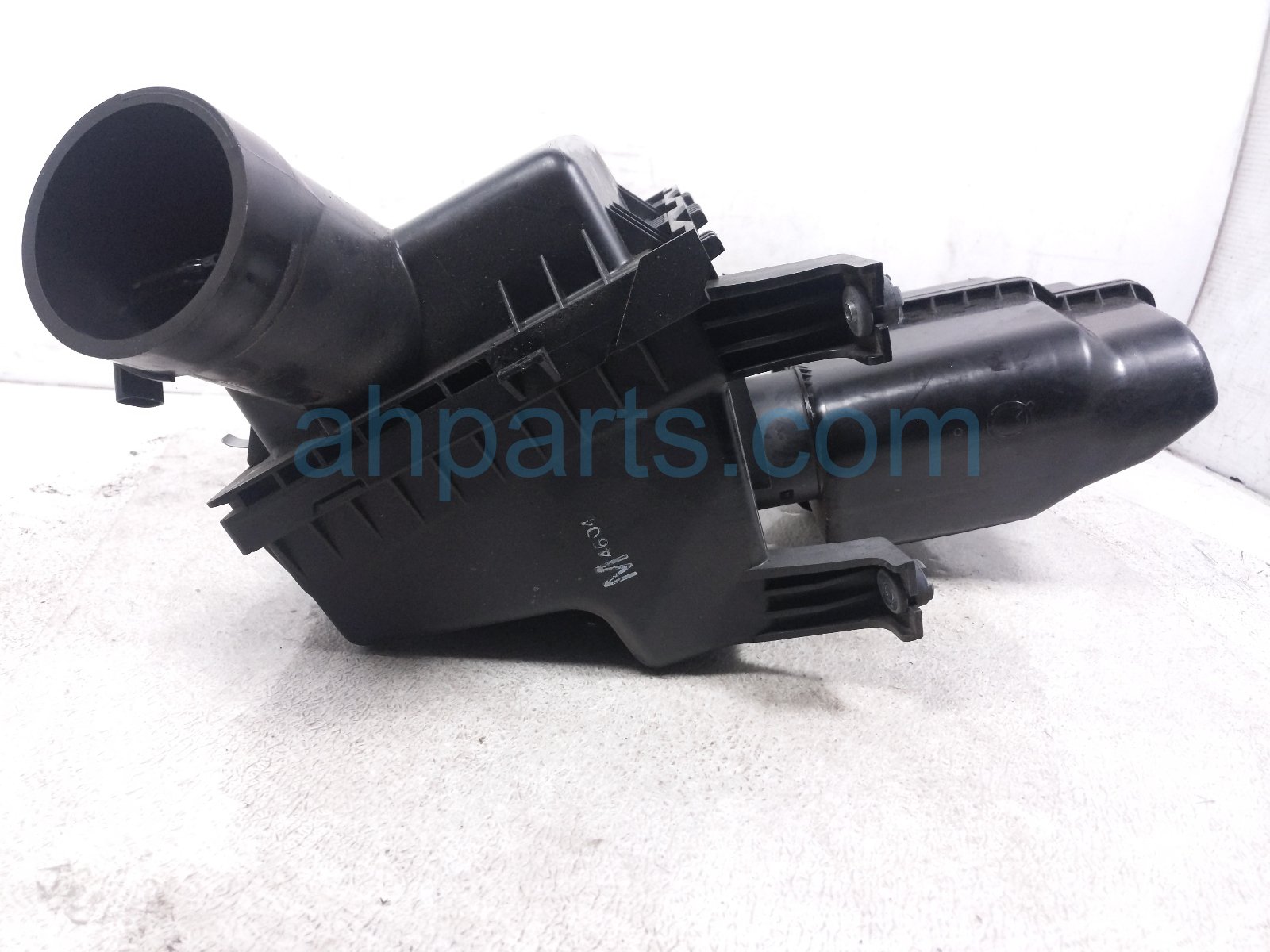 2025 Subaru Outback Legacy Air Cleaner Intake Box 46051AN00A Replacement 2025 Subaru Outback Legacy Air Cleaner Intake Box 46051AN00A Replacement thumbnail