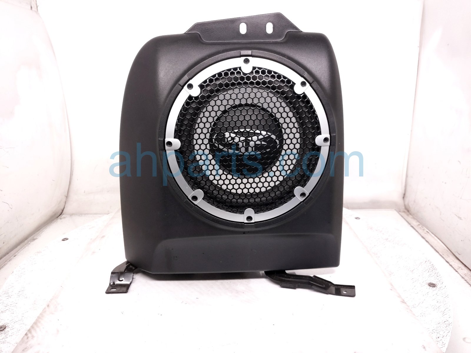 2015 Mitsubishi Lancermit Rear Driver Subwoofer Speaker Assy 8720A042 Replacement 2015 Mitsubishi Lancermit Rear Driver Subwoofer Speaker Assy 8720A042 Replacement thumbnail