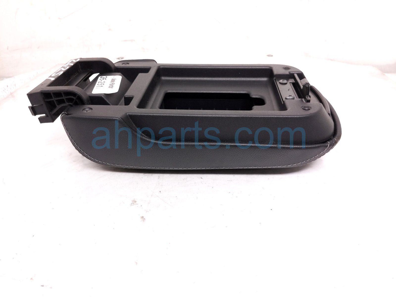 2015 Mitsubishi Lancermit Center Console Lid/armrest Black 8011A221XB Replacement 2015 Mitsubishi Lancermit Center Console Lid/armrest Black 8011A221XB Replacement thumbnail