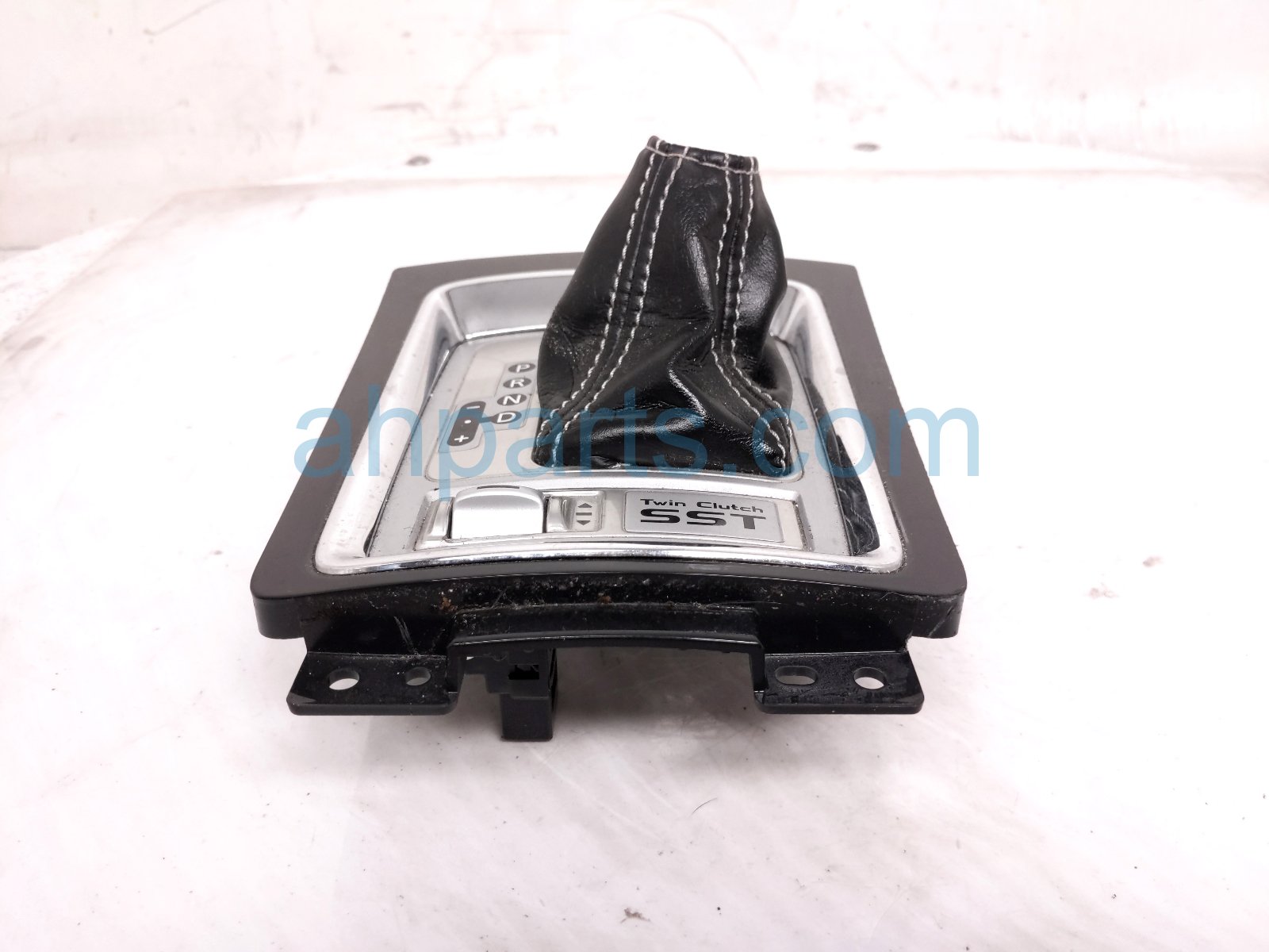 2015 Mitsubishi Lancermit Center Shifter Bezel W/boot blk 8015A046HA Replacement 2015 Mitsubishi Lancermit Center Shifter Bezel W/boot blk 8015A046HA Replacement thumbnail