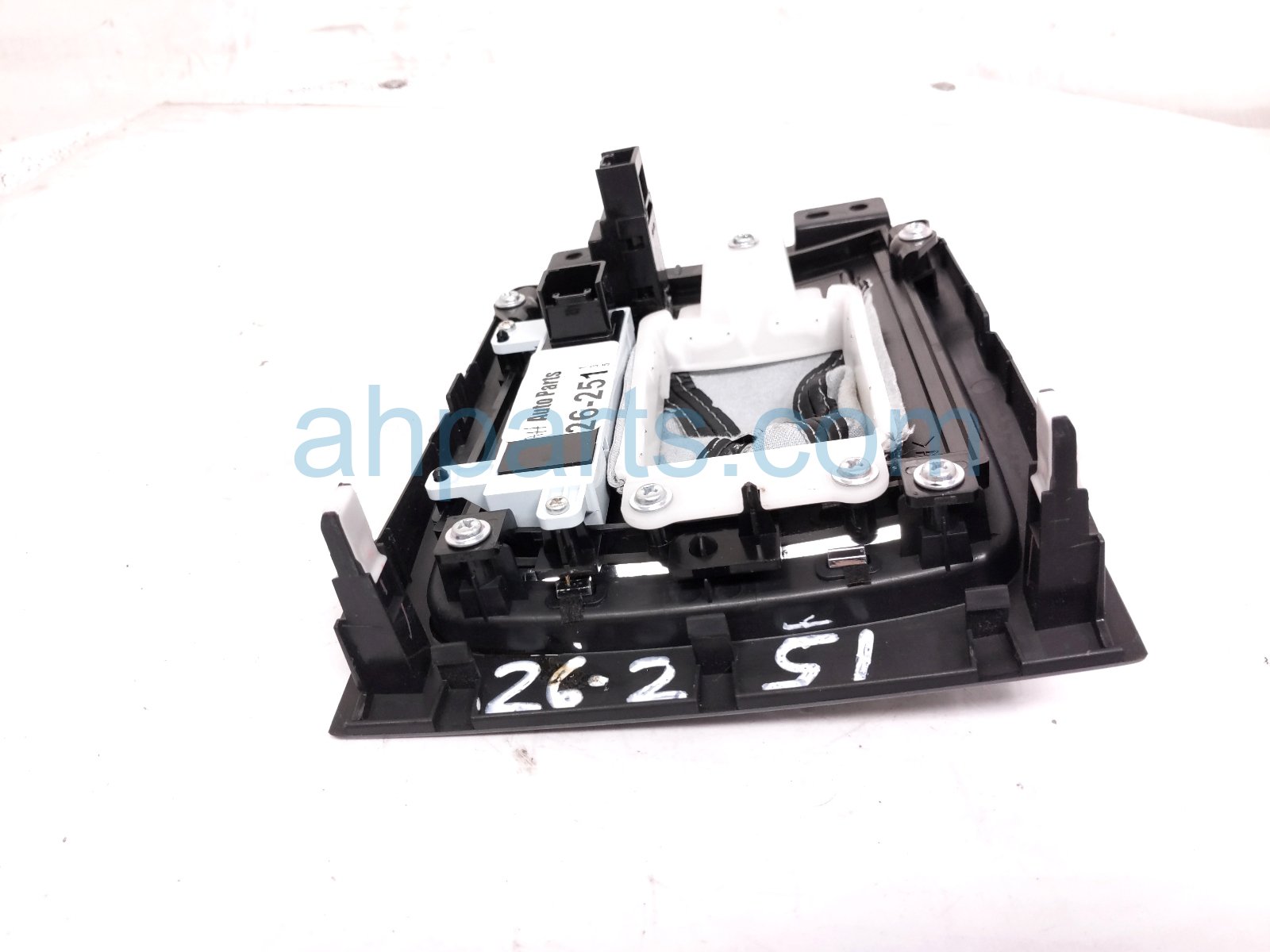 2015 Mitsubishi Lancermit Center Shifter Bezel W/boot blk 8015A046HA Replacement 2015 Mitsubishi Lancermit Center Shifter Bezel W/boot blk 8015A046HA Replacement thumbnail