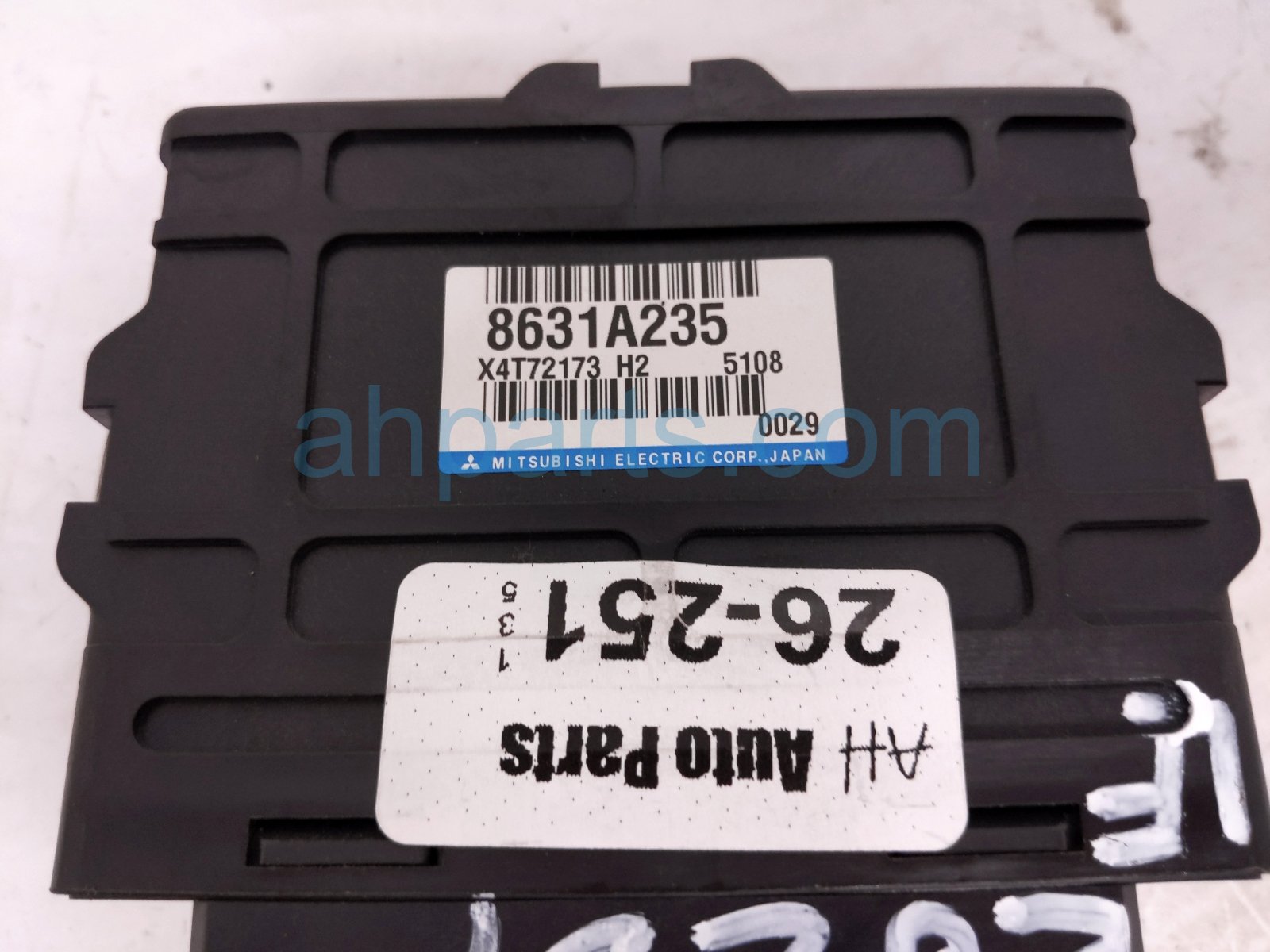 2015 Mitsubishi Lancermit Keyless Entry Module Front Driver 8631A235 Replacement 2015 Mitsubishi Lancermit Keyless Entry Module Front Driver 8631A235 Replacement thumbnail