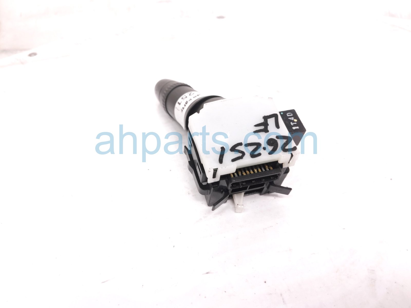 2015 Mitsubishi Lancermit Combo Headlamp / Signal Column Switch 8614A222 Replacement 2015 Mitsubishi Lancermit Combo Headlamp / Signal Column Switch 8614A222 Replacement thumbnail