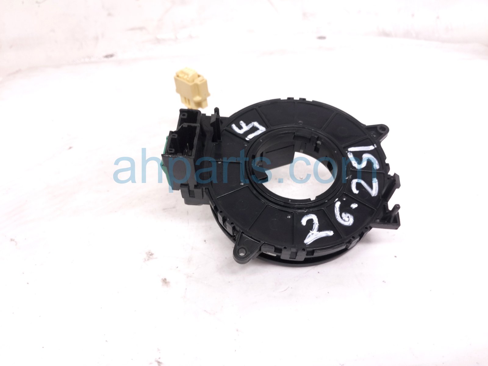 2015 Mitsubishi Lancermit Clockspring Reel Assy 2.0l 8619A018 Replacement 2015 Mitsubishi Lancermit Clockspring Reel Assy 2.0l 8619A018 Replacement thumbnail