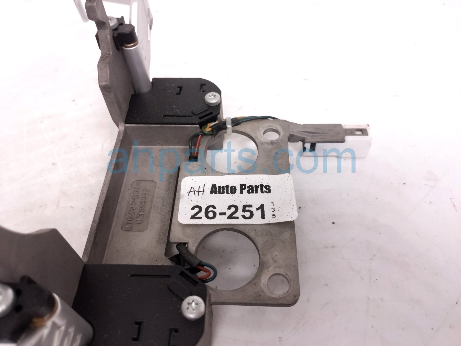 2015 Mitsubishi Lancermit Paddle Shifter Assy 2.0l Awd 2401A004 Replacement 2015 Mitsubishi Lancermit Paddle Shifter Assy 2.0l Awd 2401A004 Replacement thumbnail