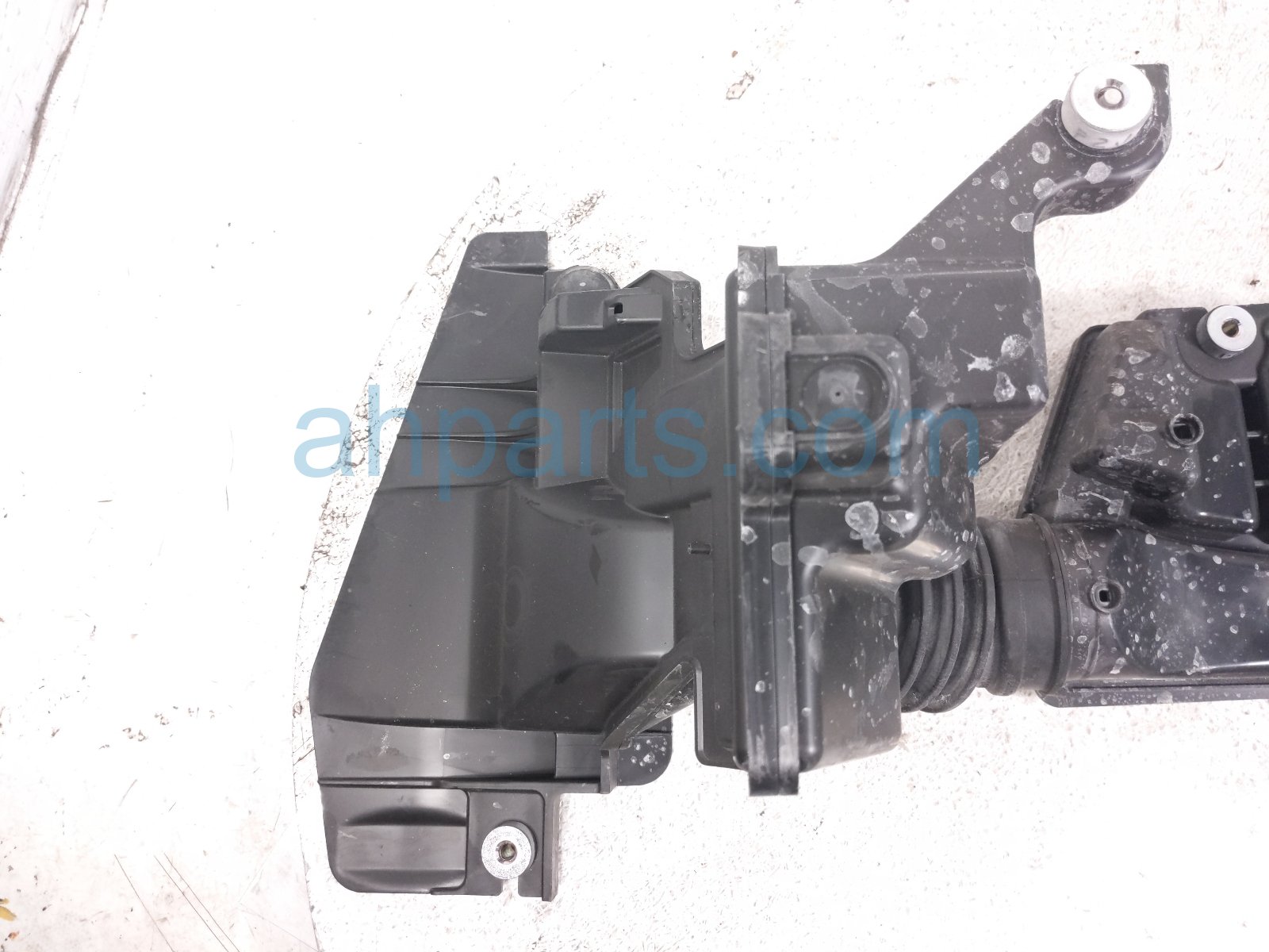 2025 Honda Accord Air Intake Resonator & Tube Hyb 17230 6MA J01 Replacement 2025 Honda Accord Air Intake Resonator & Tube Hyb 17230 6MA J01 Replacement thumbnail