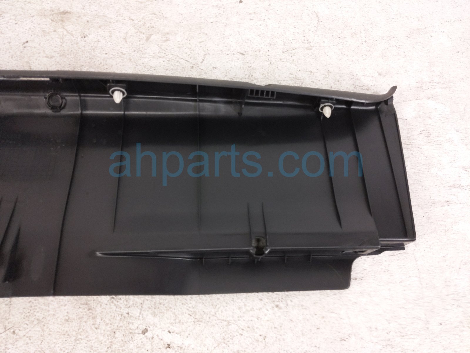 2015 Mitsubishi Lancermit Rear Trunk Sill Scuff Plate Blk 7240A032 Replacement 2015 Mitsubishi Lancermit Rear Trunk Sill Scuff Plate Blk 7240A032 Replacement thumbnail